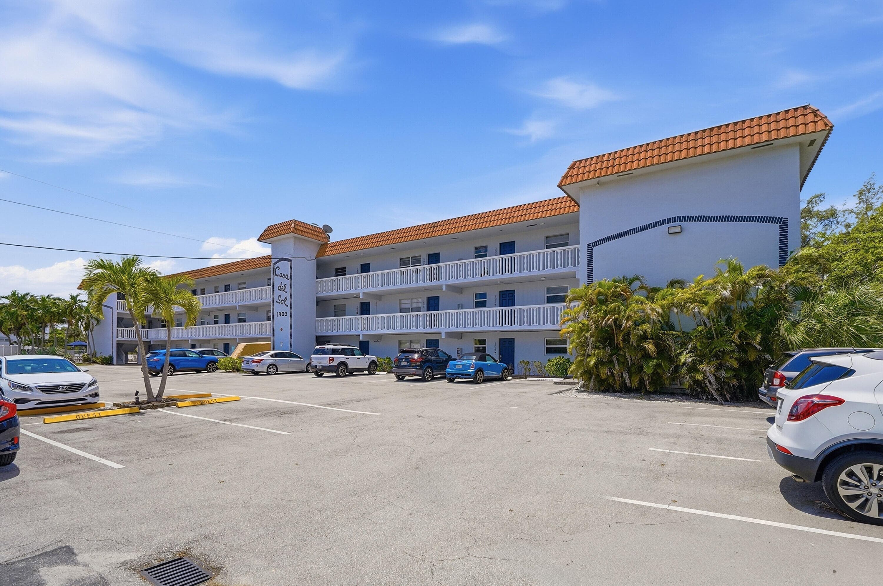 1400 NE 57th Street 304, Fort Lauderdale, FL 33334 — photo 1 of 19
