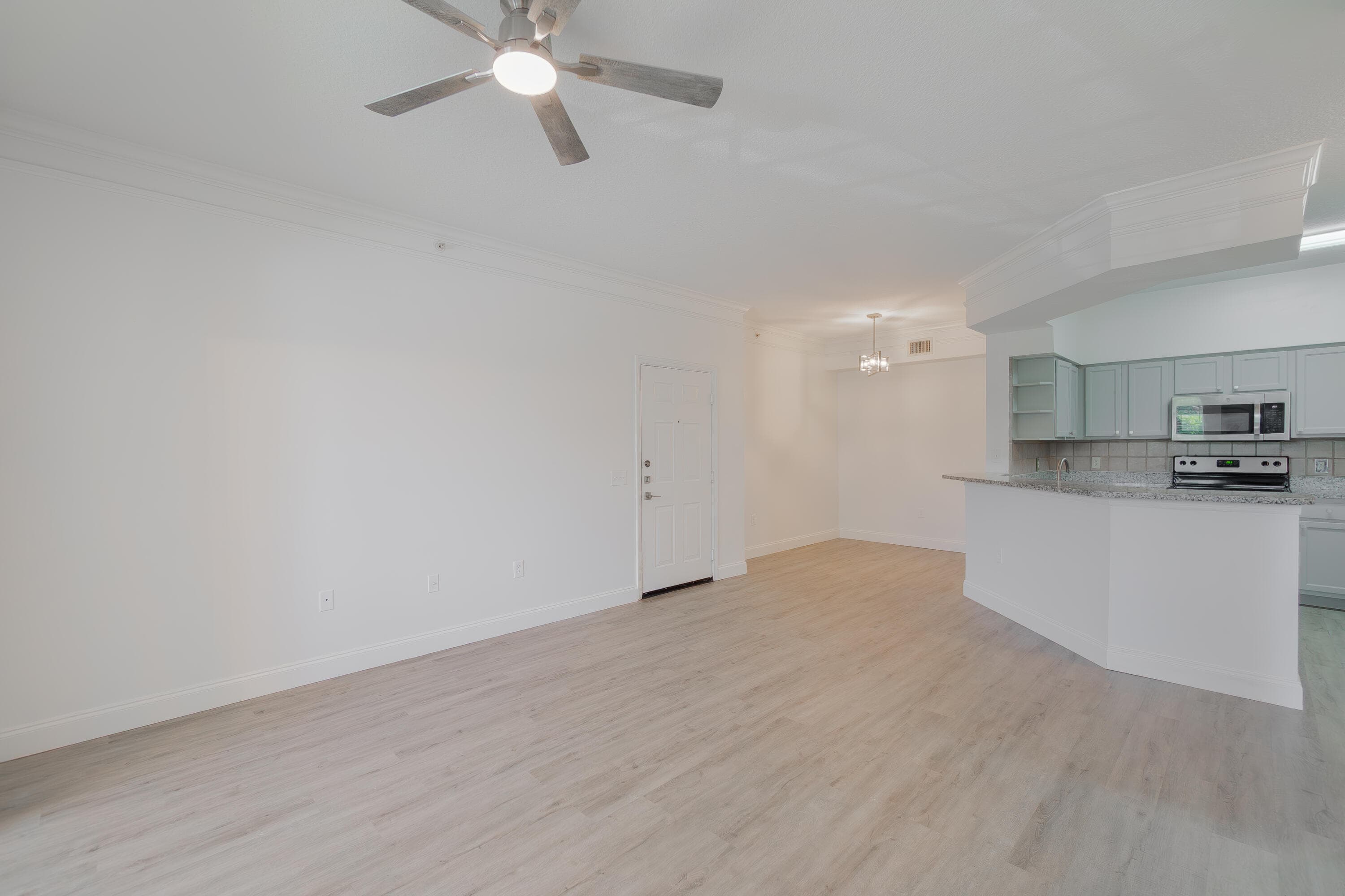 9873 Baywinds Drive 5107, West Palm Beach, FL 33411 — photo 11 of 33