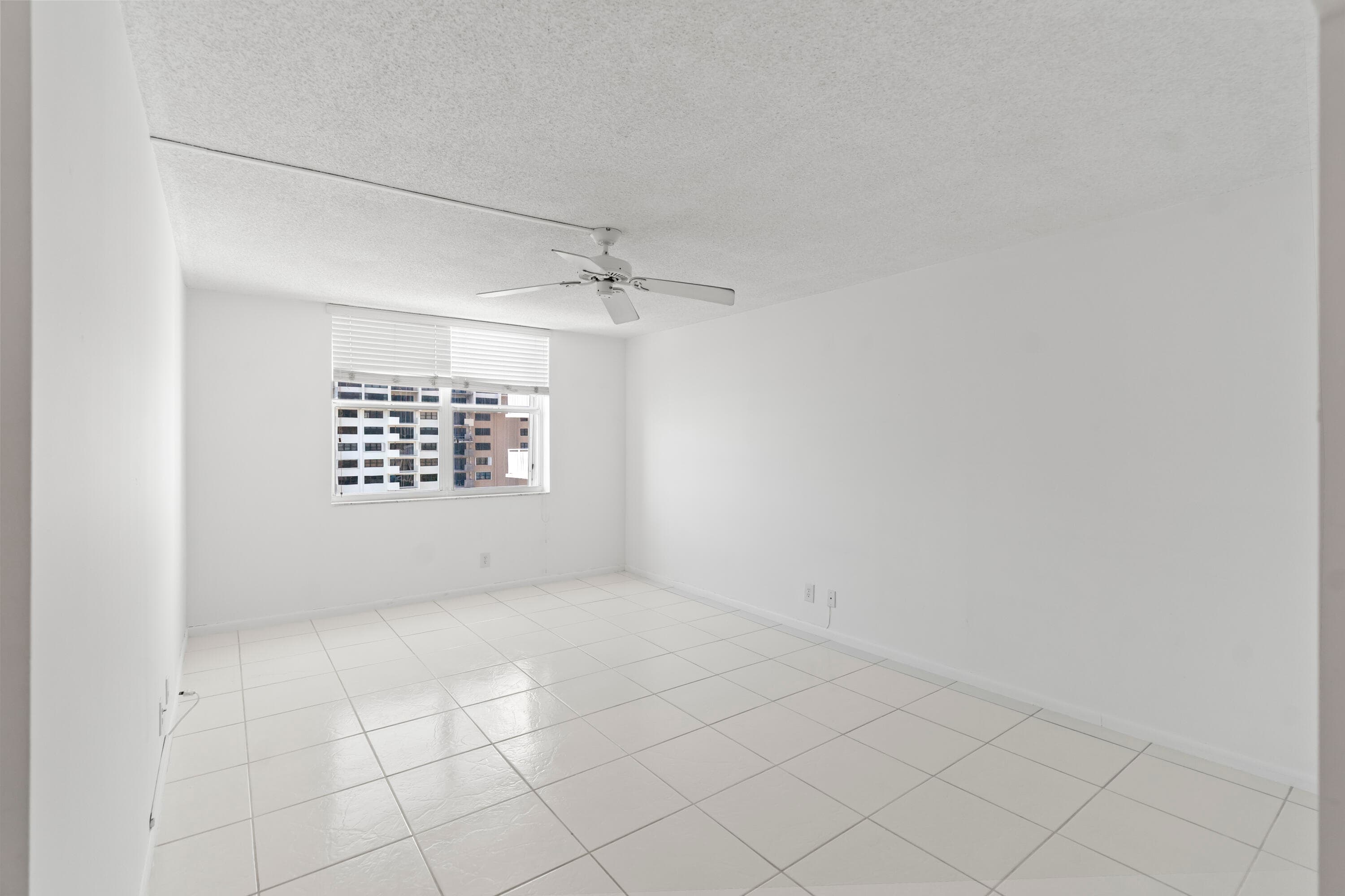 5200 N Ocean Boulevard 1207b, Lauderdale-By-The-Sea, FL 33308 — photo 19 of 53