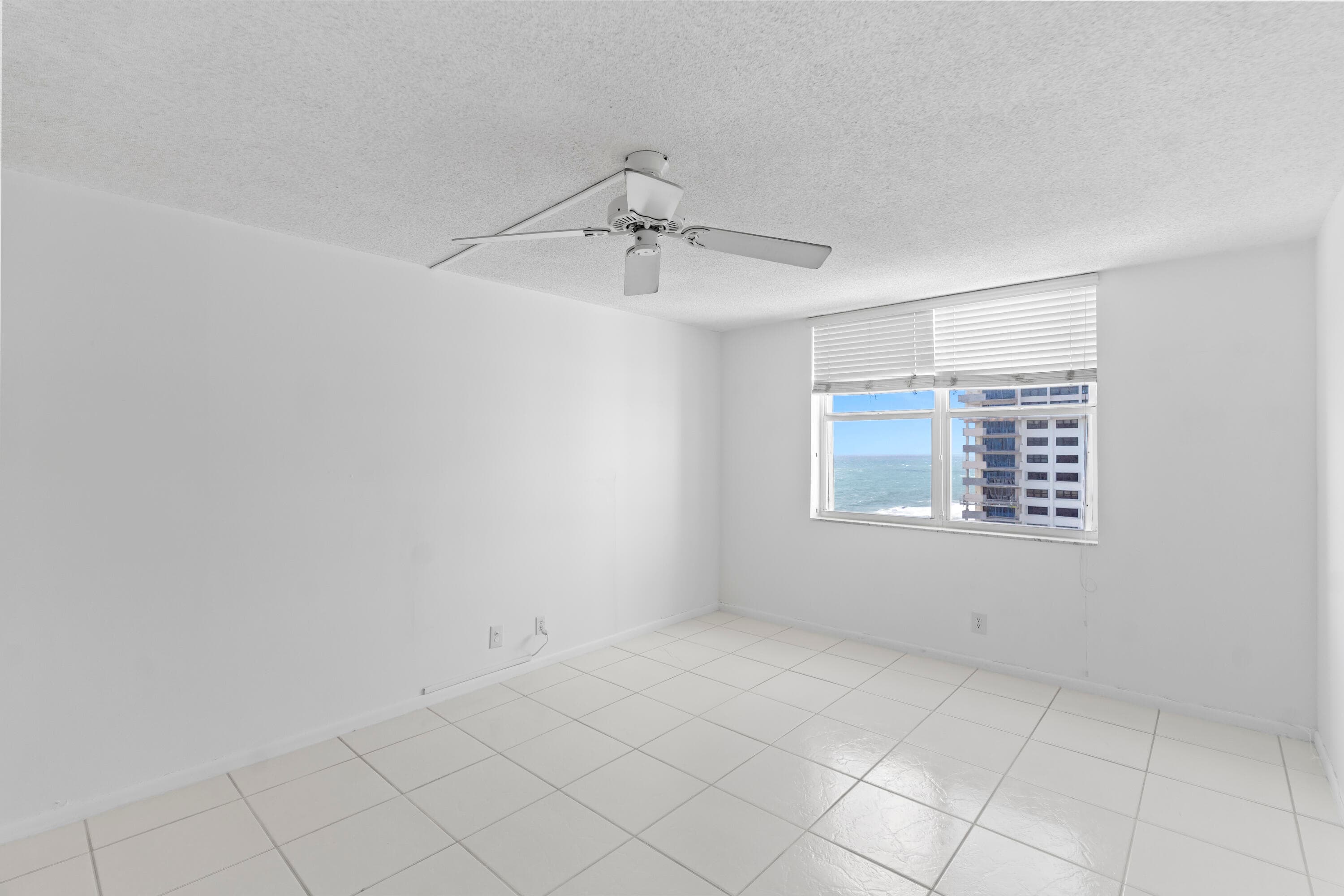 5200 N Ocean Boulevard 1207b, Lauderdale-By-The-Sea, FL 33308 — photo 25 of 53