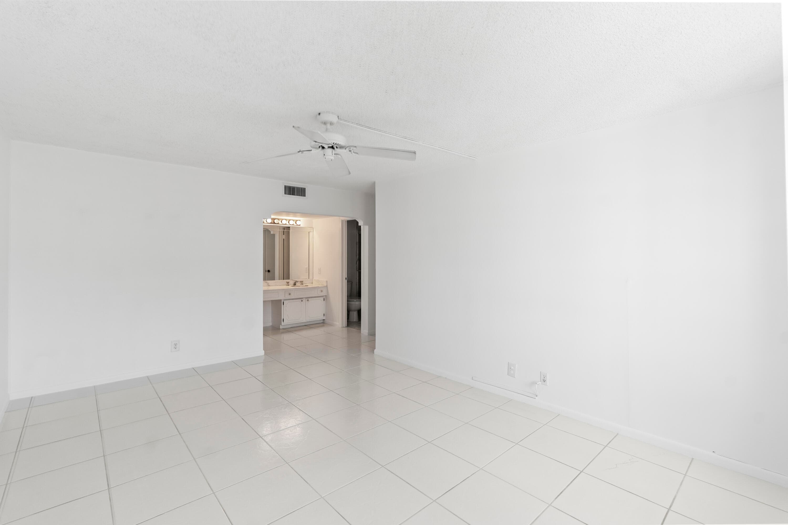 5200 N Ocean Boulevard 1207b, Lauderdale-By-The-Sea, FL 33308 — photo 23 of 53