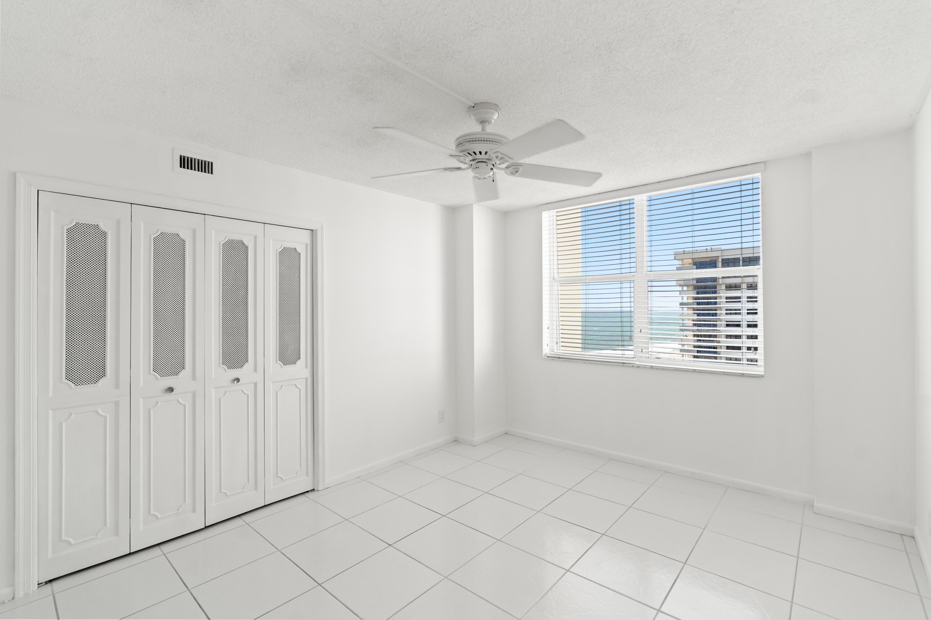 5200 N Ocean Boulevard 1207b, Lauderdale-By-The-Sea, FL 33308 — photo 18 of 53