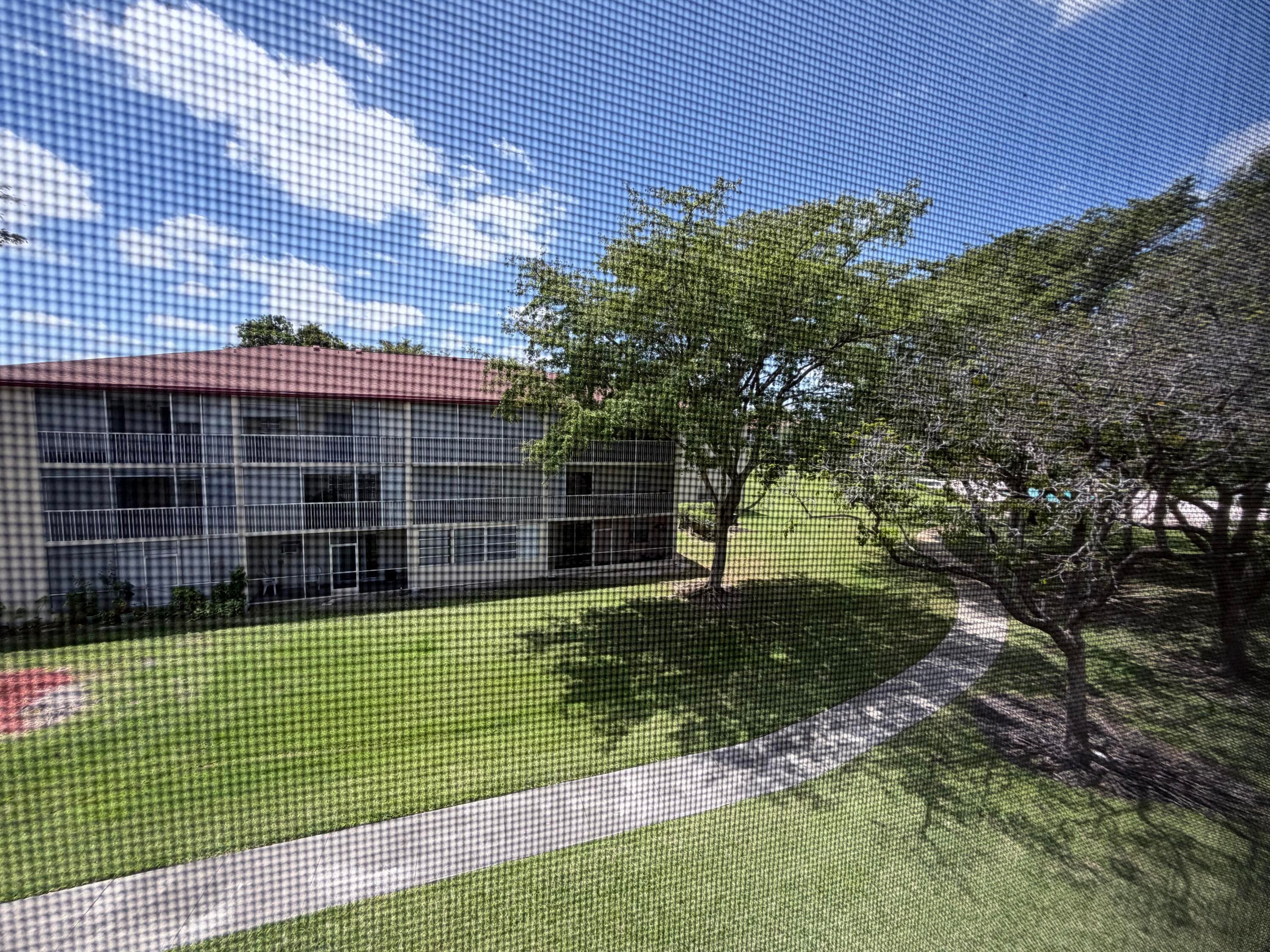 100 SW 132nd Way 303k, Pembroke Pines, FL 33027 — photo 14 of 17