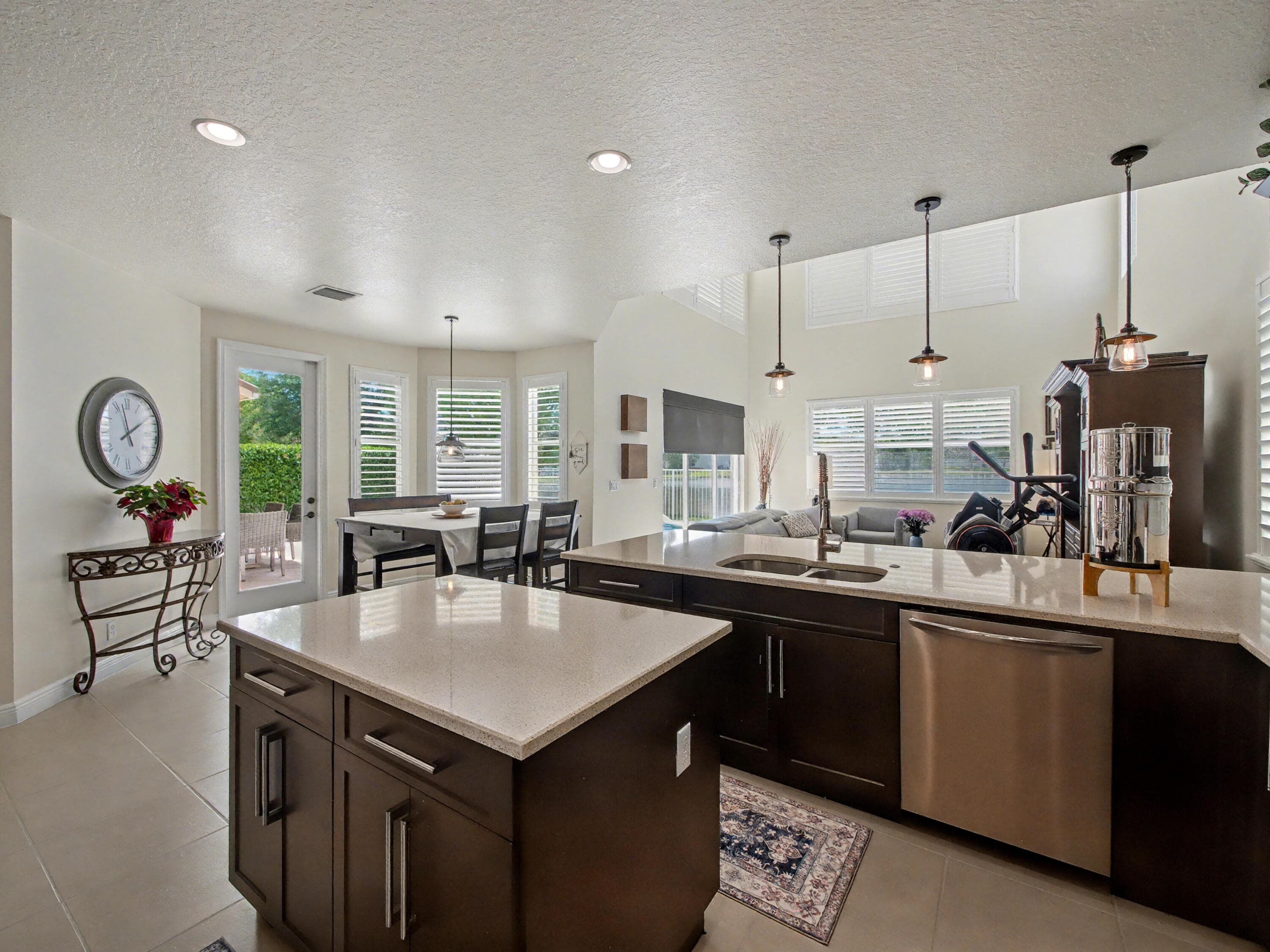 7244 Vía Abruzzi, Lake Worth, FL 33467 — photo 10 of 47