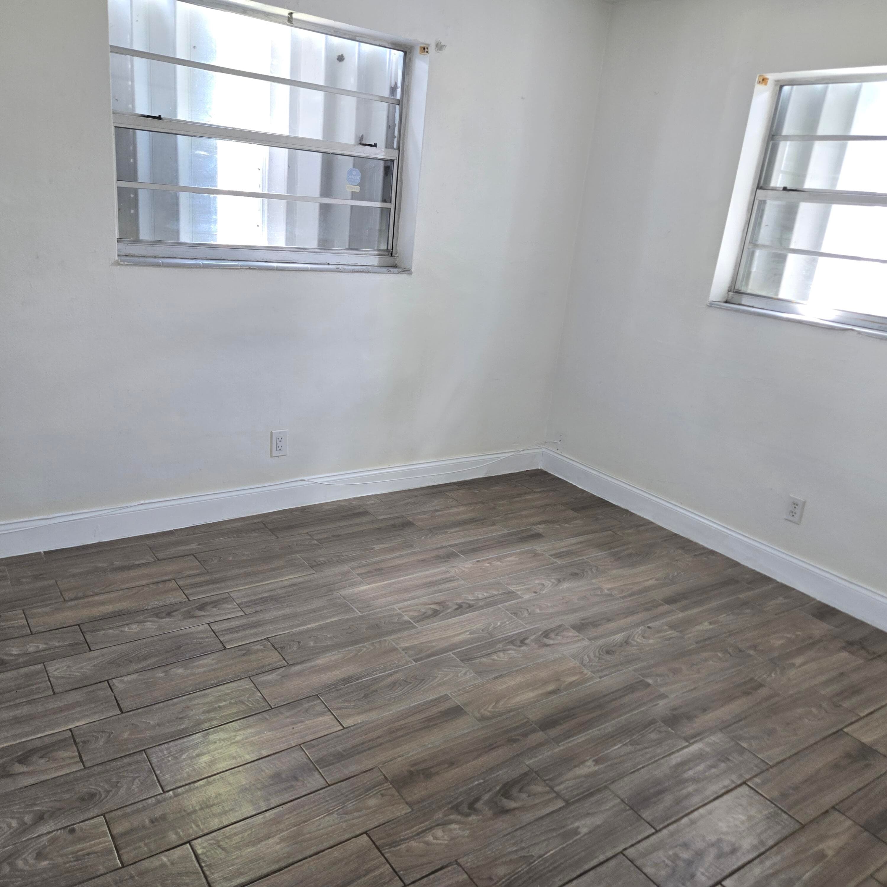 3860 NW 8th Place, Fort Lauderdale, FL 33311 — photo 11 of 15