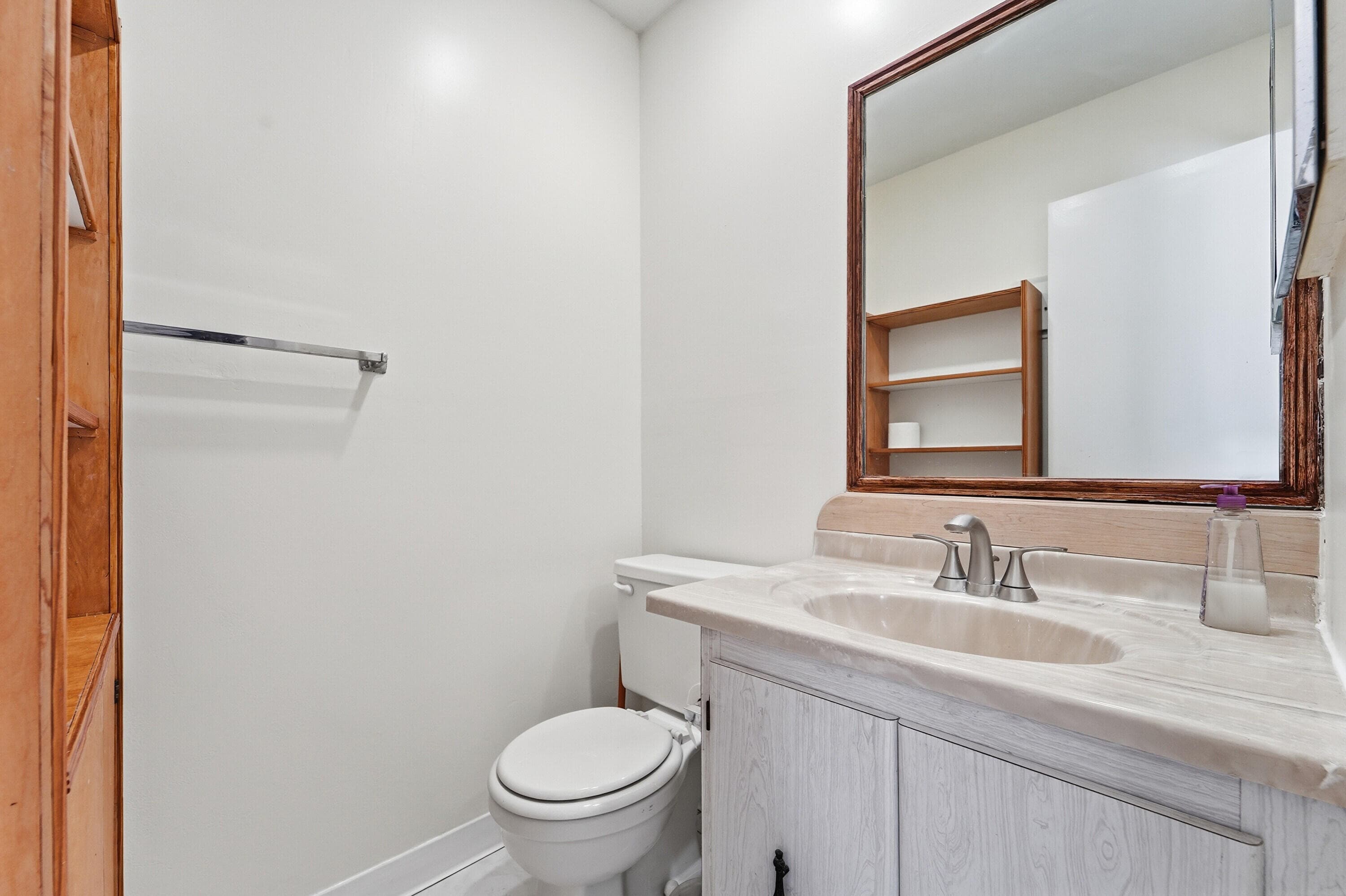 226 E Normandy E, Delray Beach, FL 33484 — photo 13 of 35