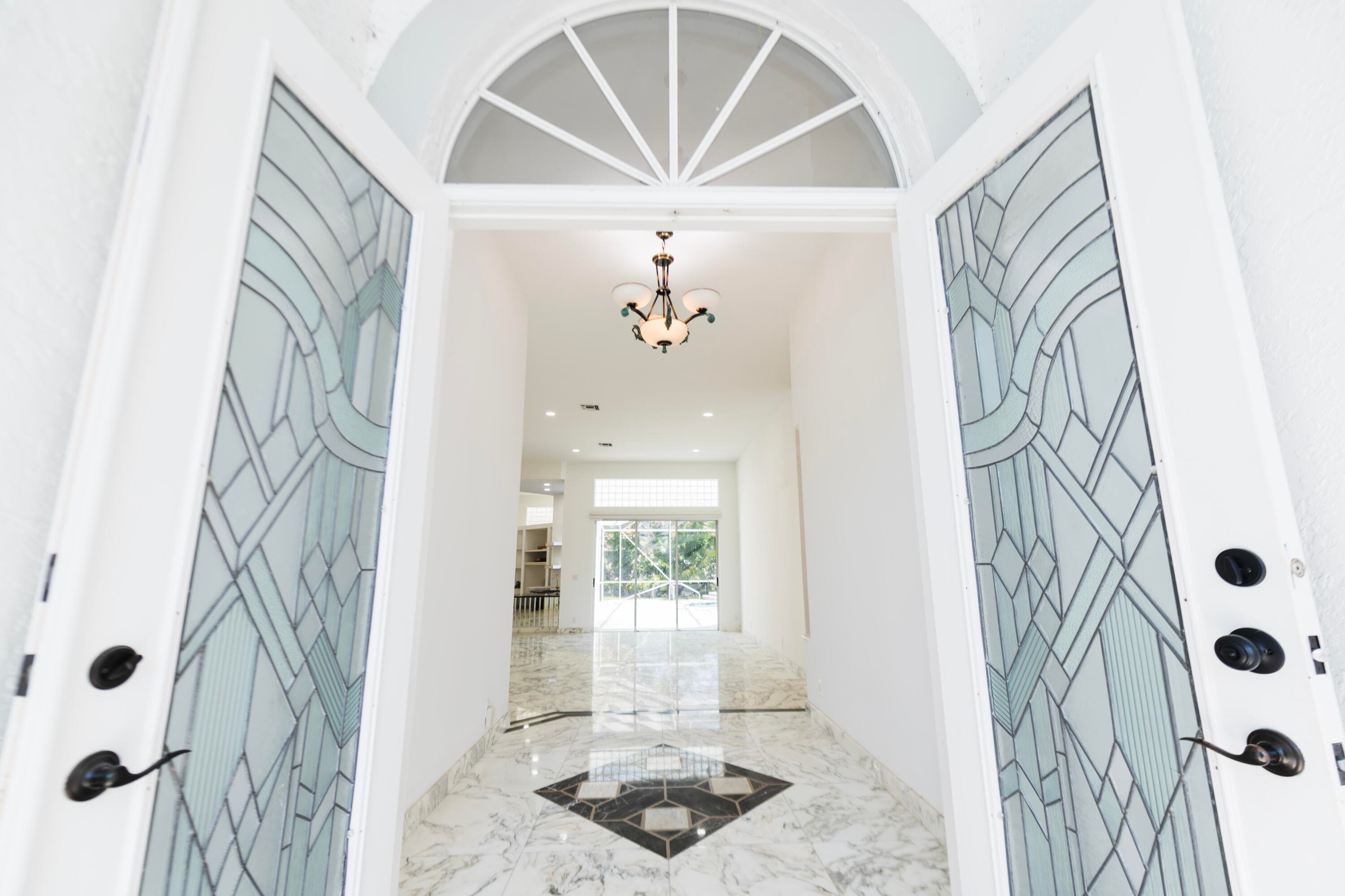 Single Family Residence in Coral Springs — photo 4 of 26