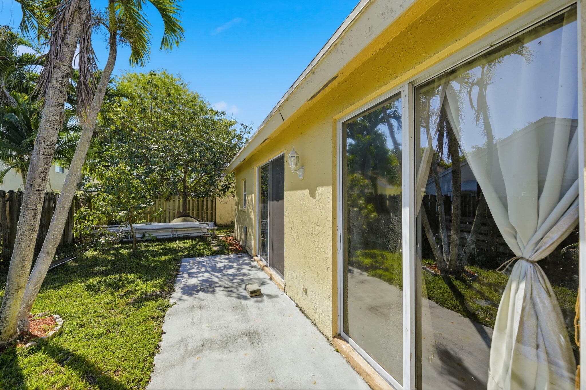 1239 Sussex Street, Boynton Beach, FL 33436 — photo 24 of 32