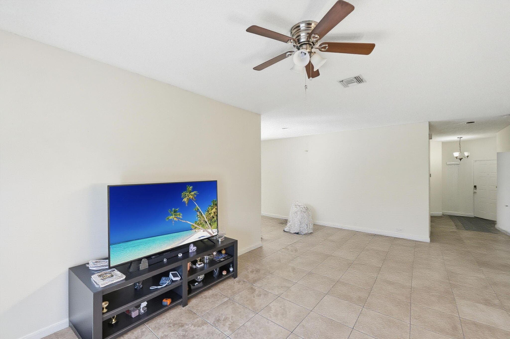 1239 Sussex Street, Boynton Beach, FL 33436 — photo 8 of 32