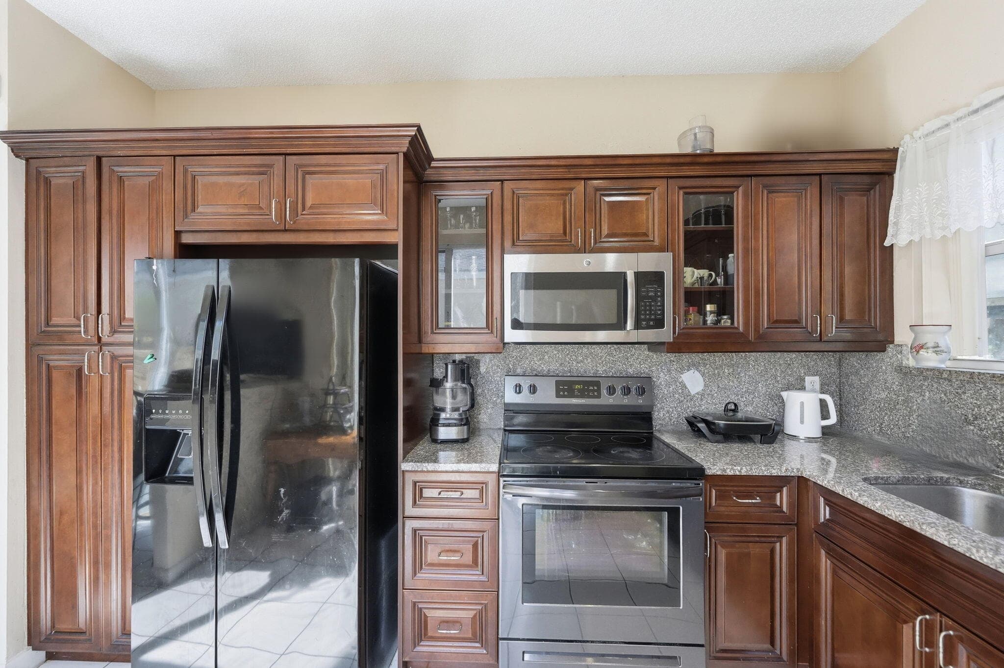 1239 Sussex Street, Boynton Beach, FL 33436 — photo 2 of 32