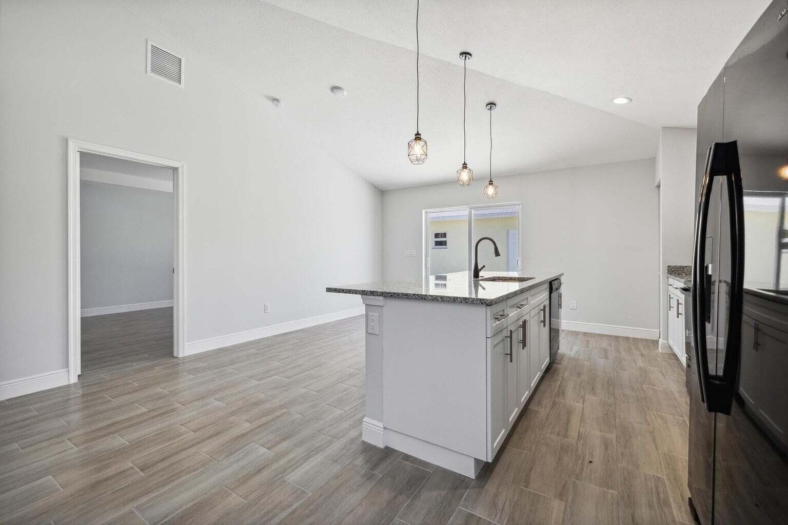 1132 11th Street, West Palm Beach, FL 33401 — photo 7 of 17