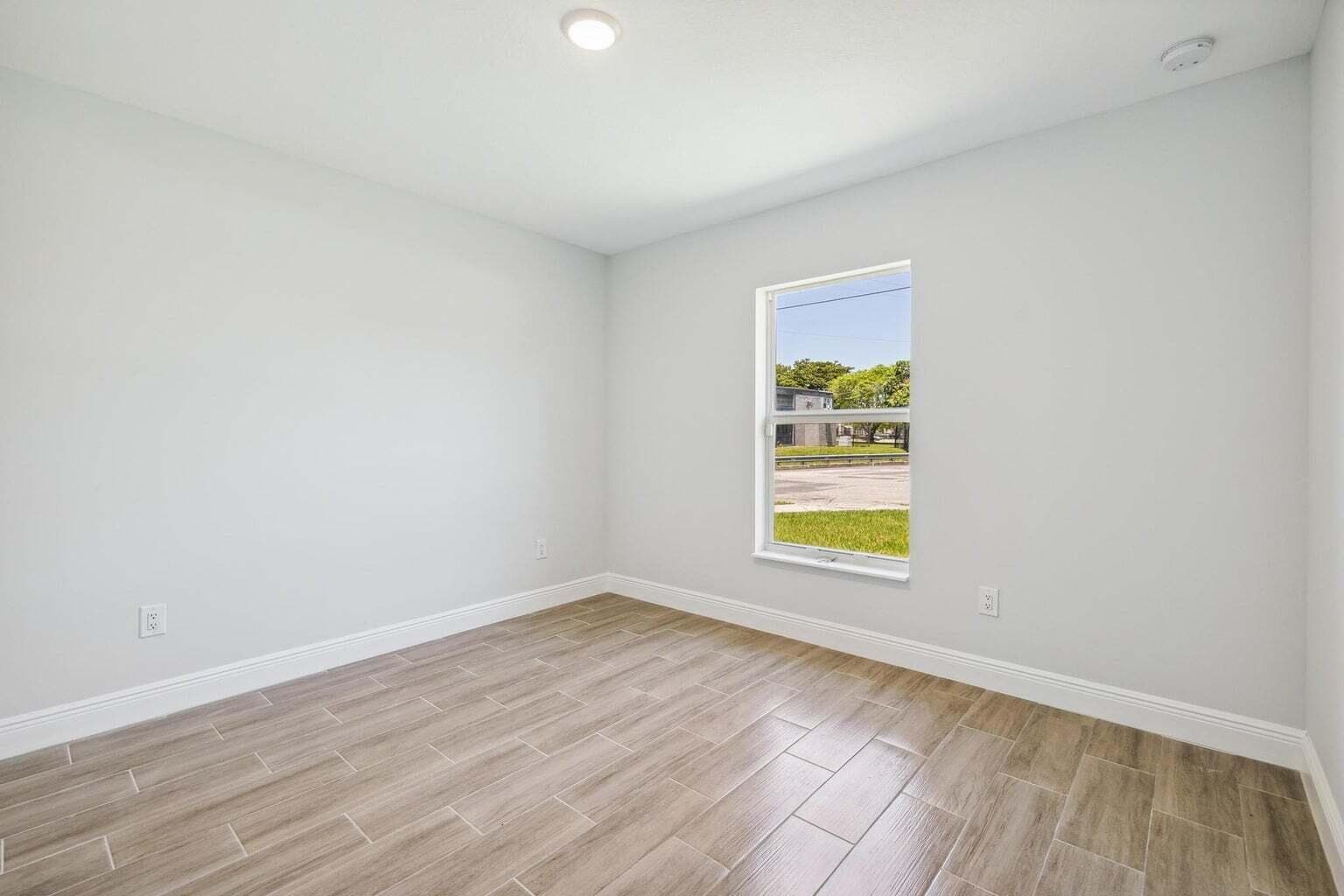 1132 11th Street, West Palm Beach, FL 33401 — photo 15 of 17