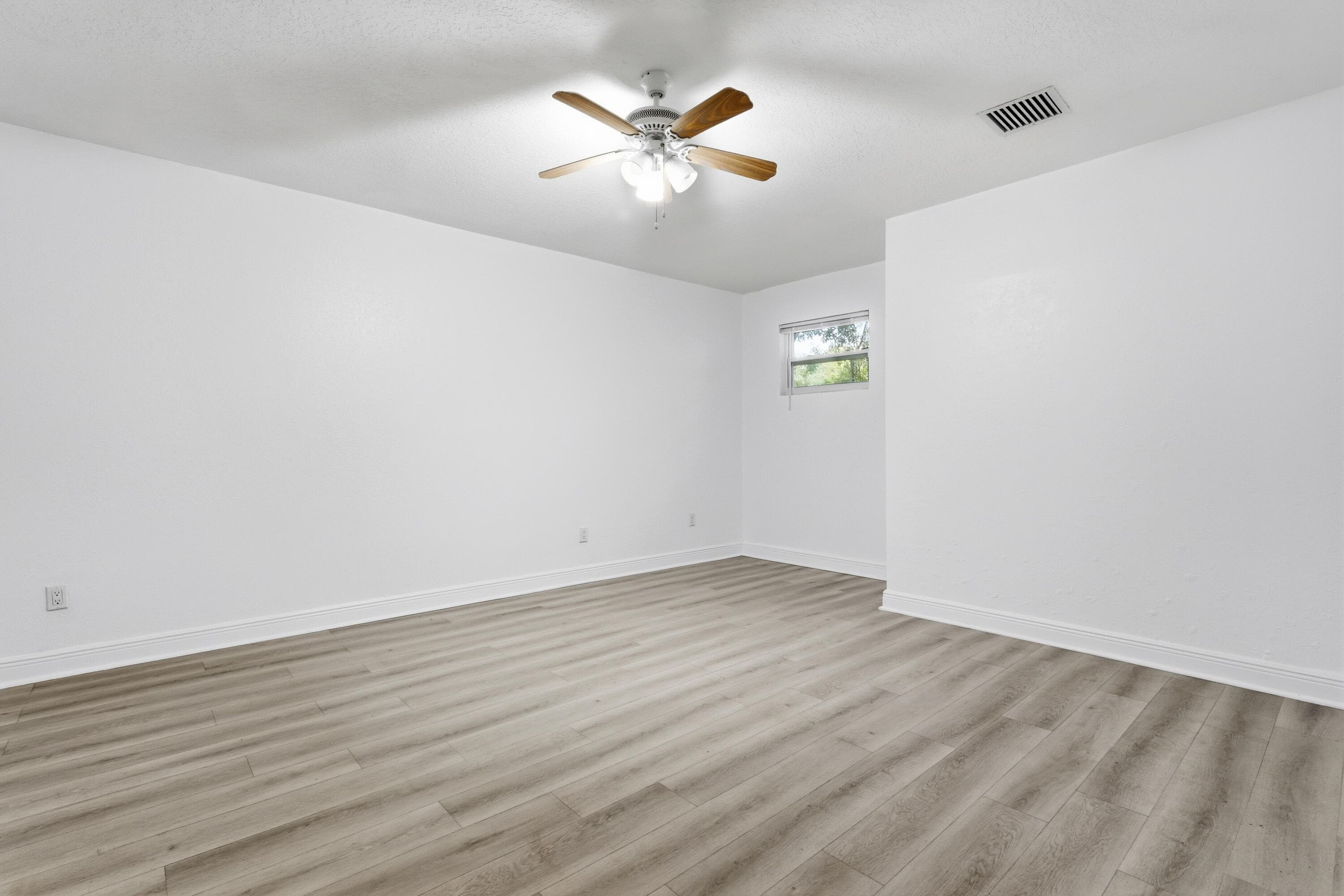 1029 Staghorn Street, Wellington, FL 33414 — photo 9 of 31