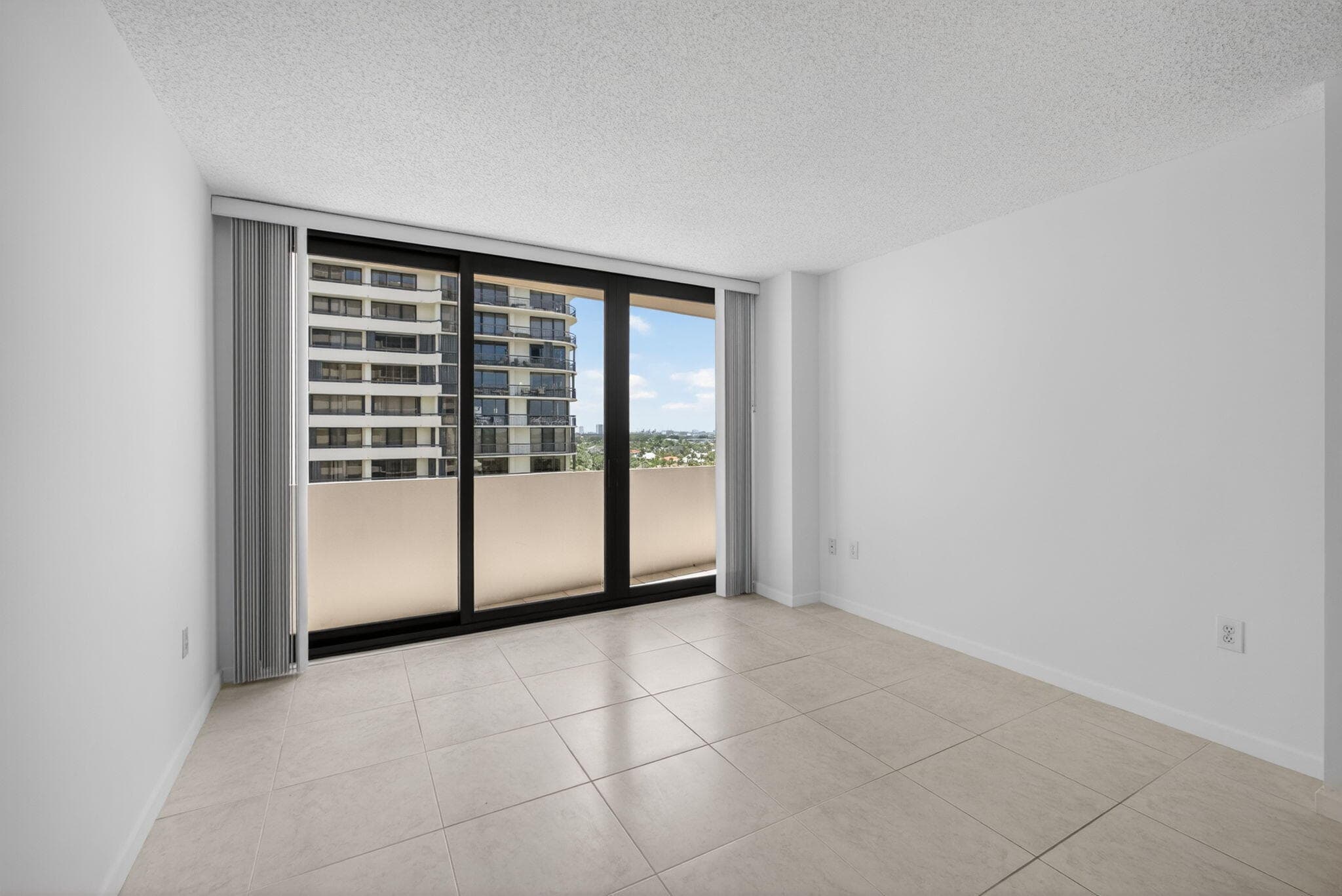 4200 N Ocean Drive 2-804, Singer Island, FL 33404 — photo 44 of 61