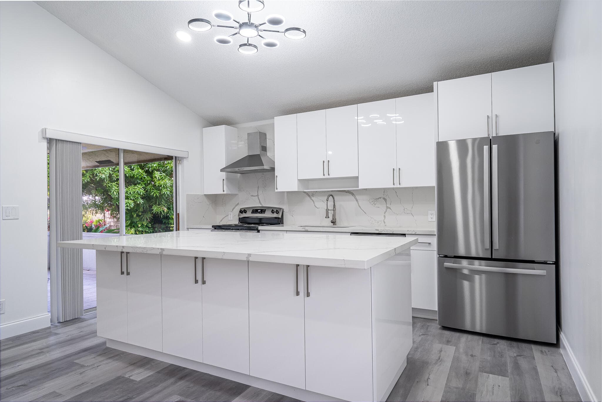 5140 NW 5th Avenue, Boca Raton, FL 33487 — photo 5 of 15