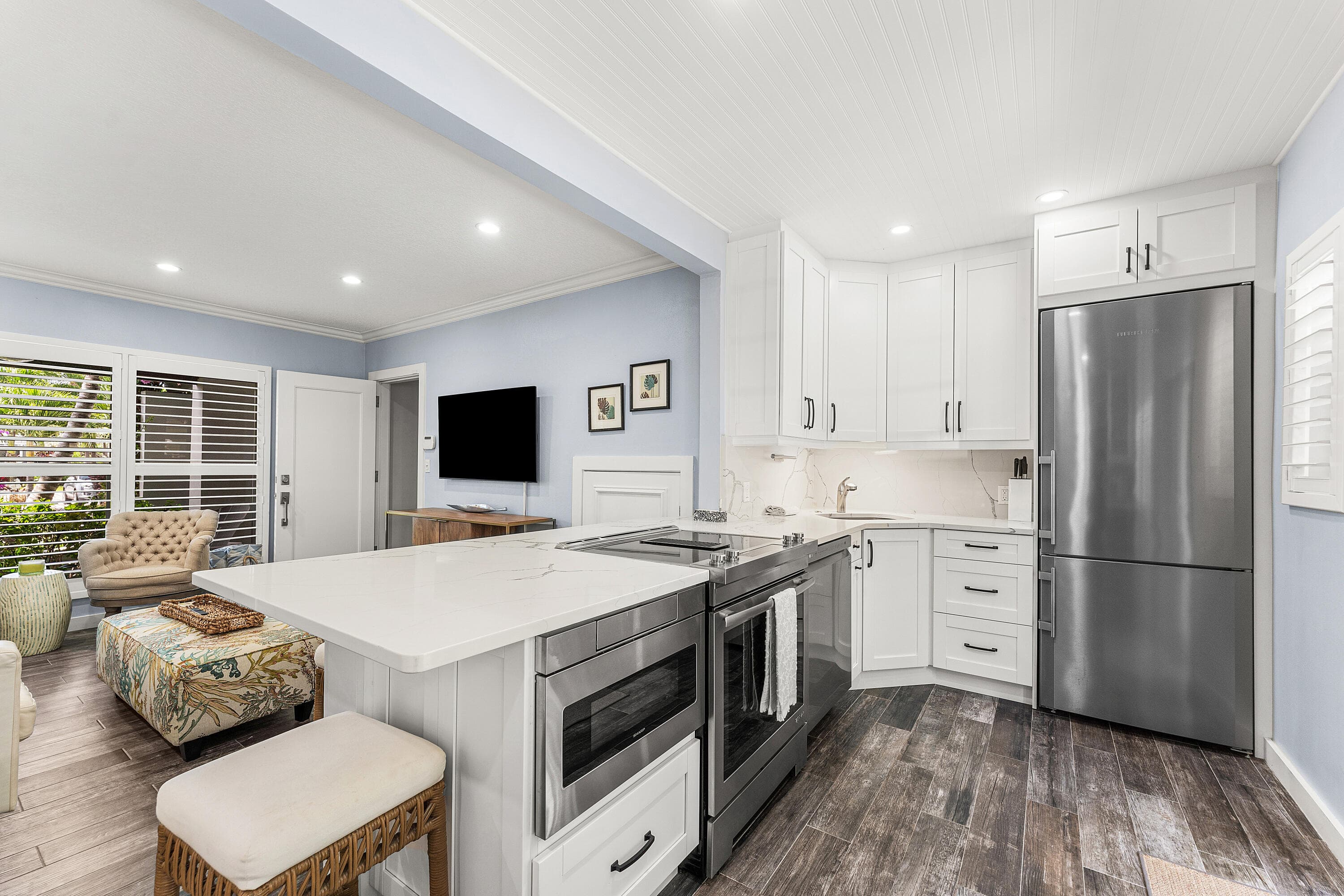 1025 Casuarina Road 4, Delray Beach, FL 33483 — photo 9 of 25