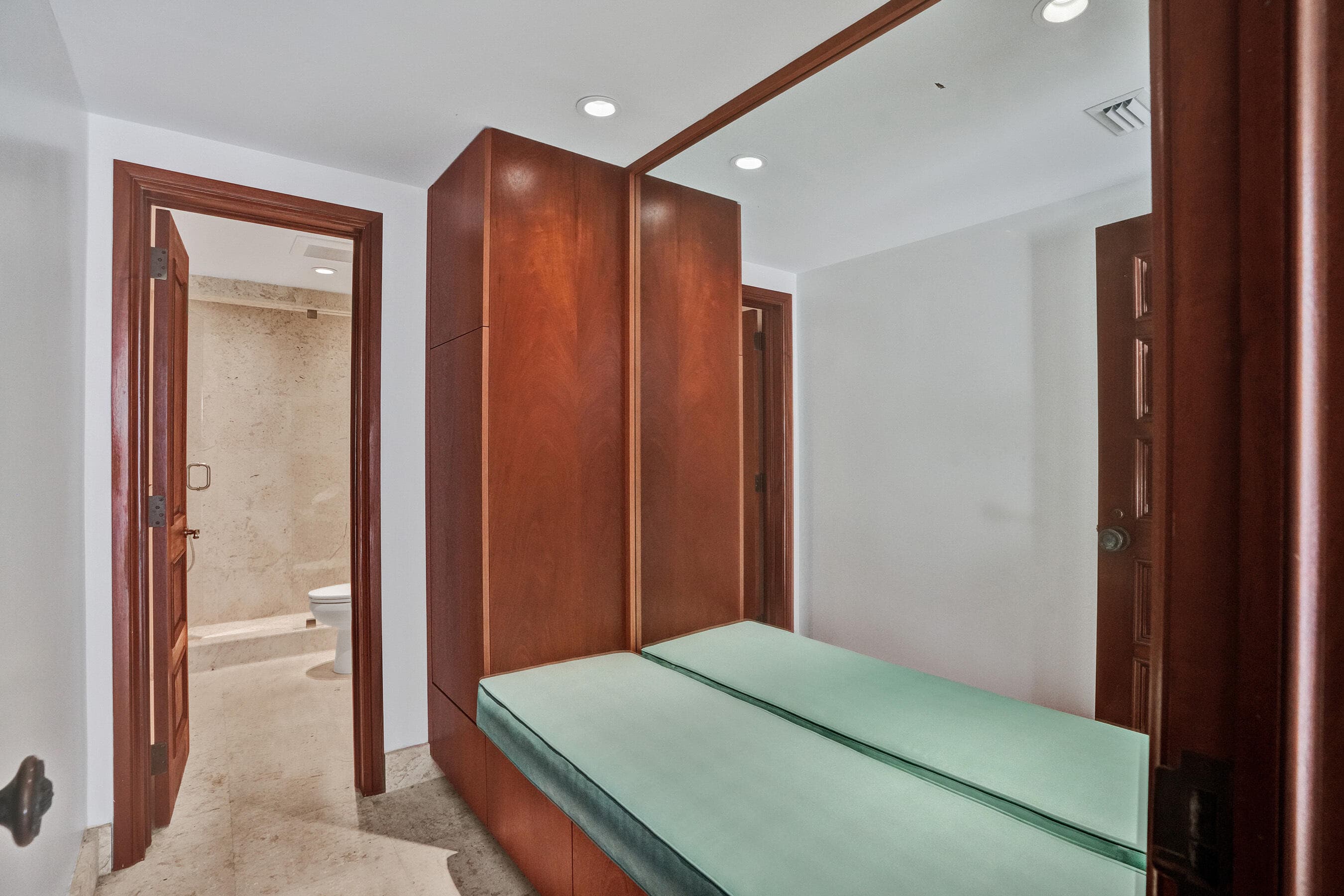 2441 SW 28th Avenue, Fort Lauderdale, FL 33312 — photo 46 of 100