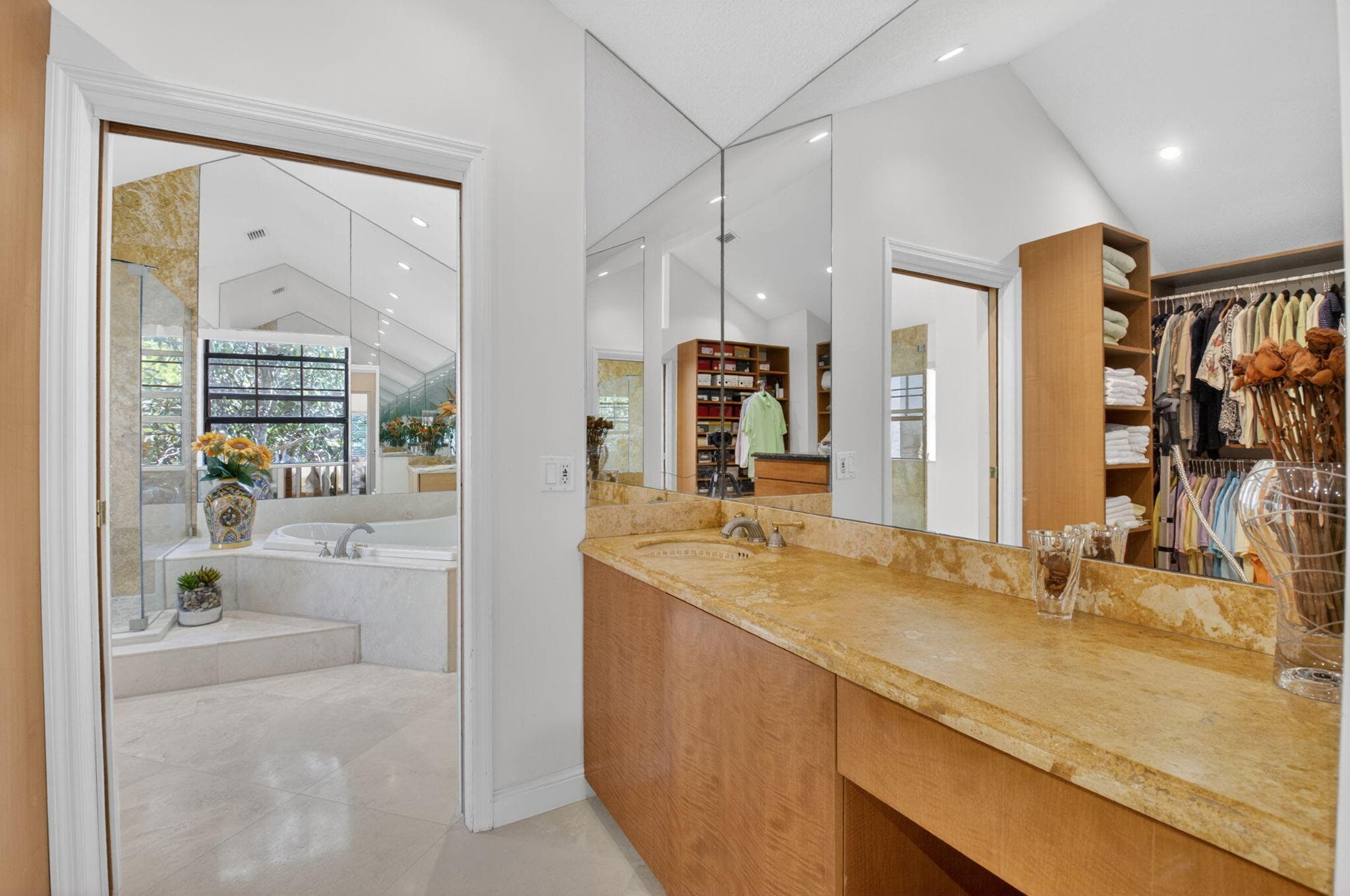 6130 Vía Tierra, Boca Raton, FL 33433 — photo 32 of 57