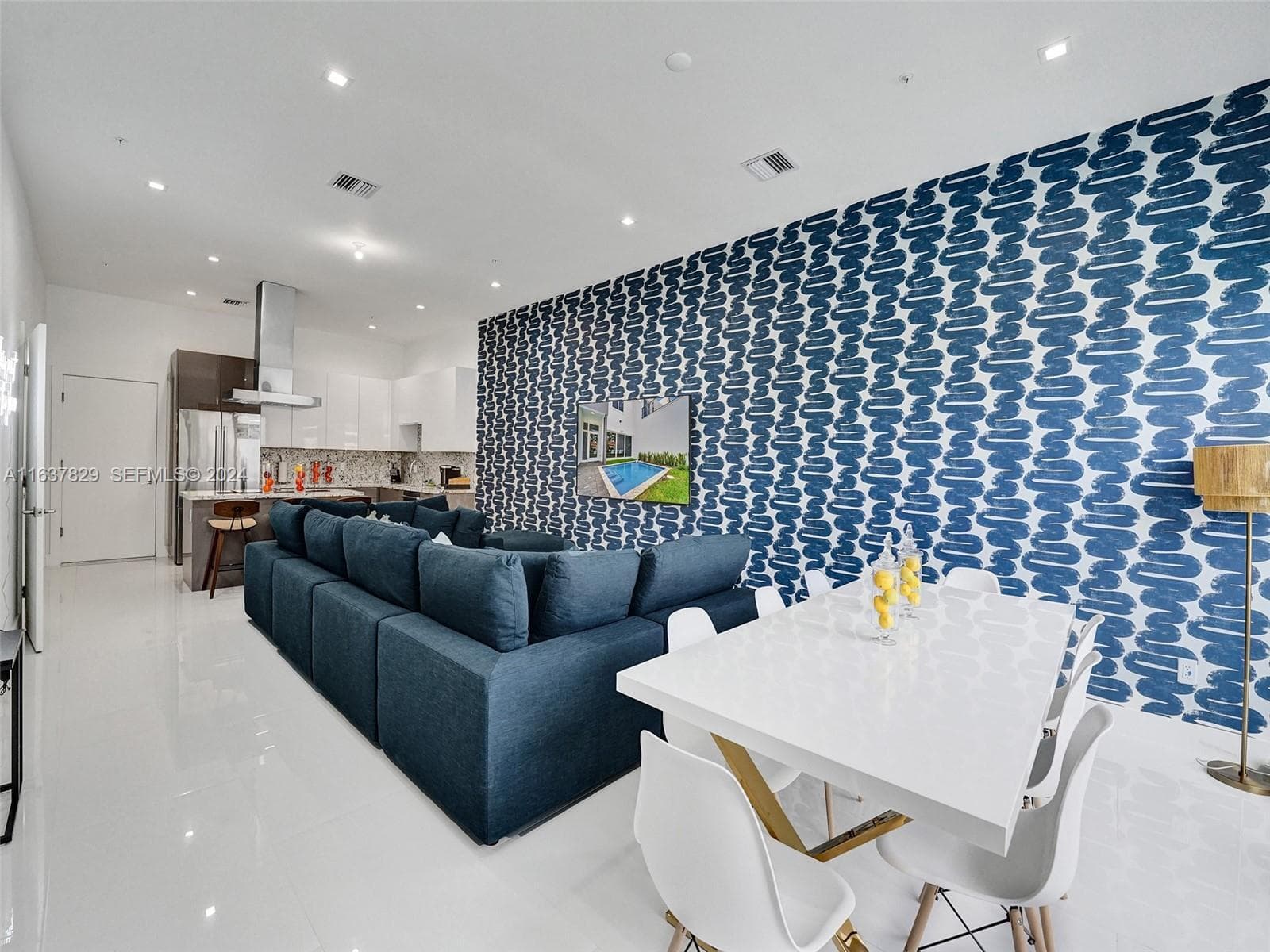 1222 NE 15th Avenue, Fort Lauderdale, FL 33304 — photo 10 of 39