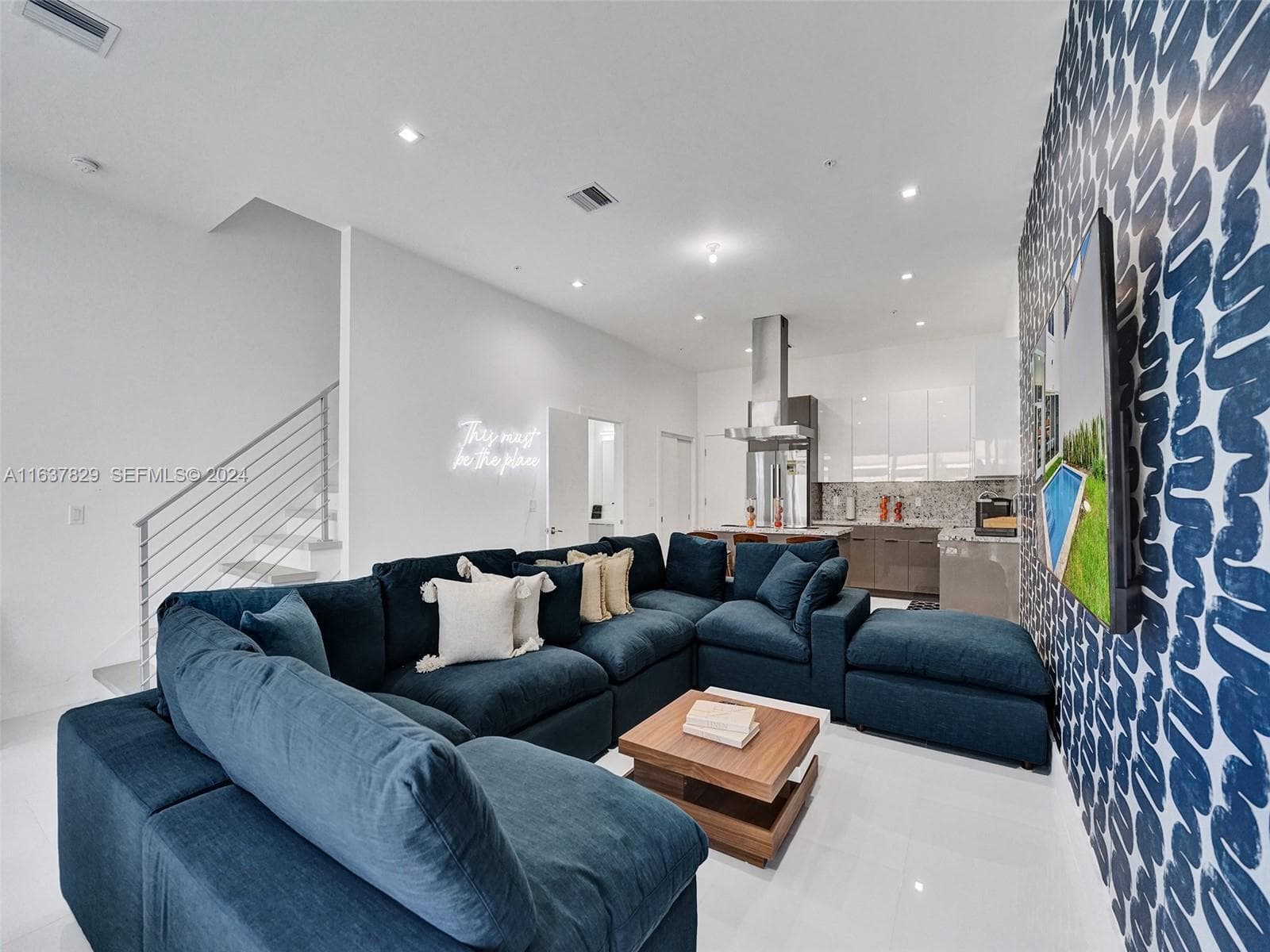 1222 NE 15th Avenue, Fort Lauderdale, FL 33304 — photo 12 of 39