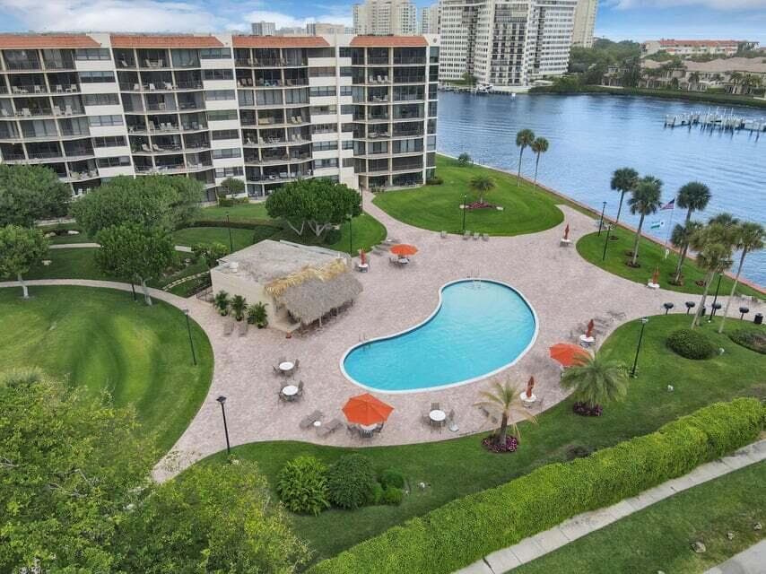 859 Jeffery Street 506, Boca Raton, FL 33487 — photo 2 of 82
