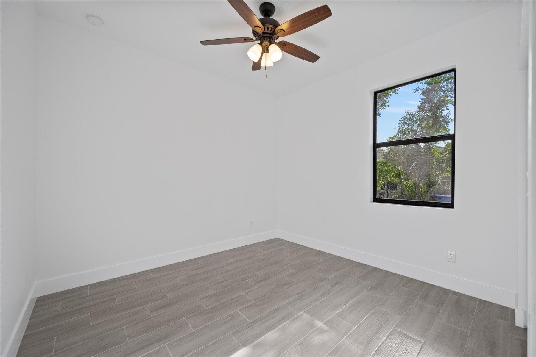 1209 W 33rd Street, Riviera Beach, FL 33404 — photo 14 of 20