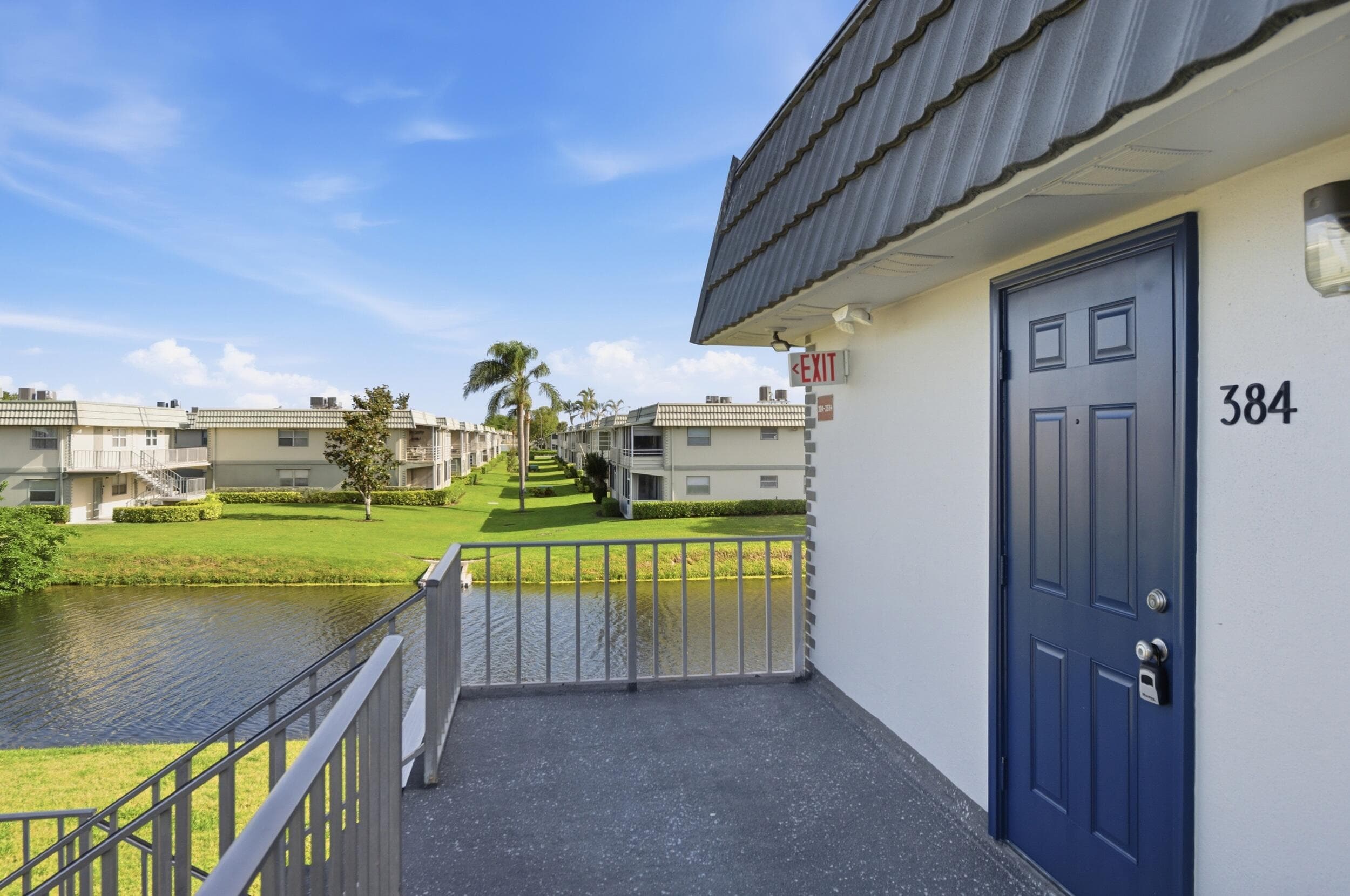 384 Saxony H, Delray Beach, FL 33446 — photo 3 of 42