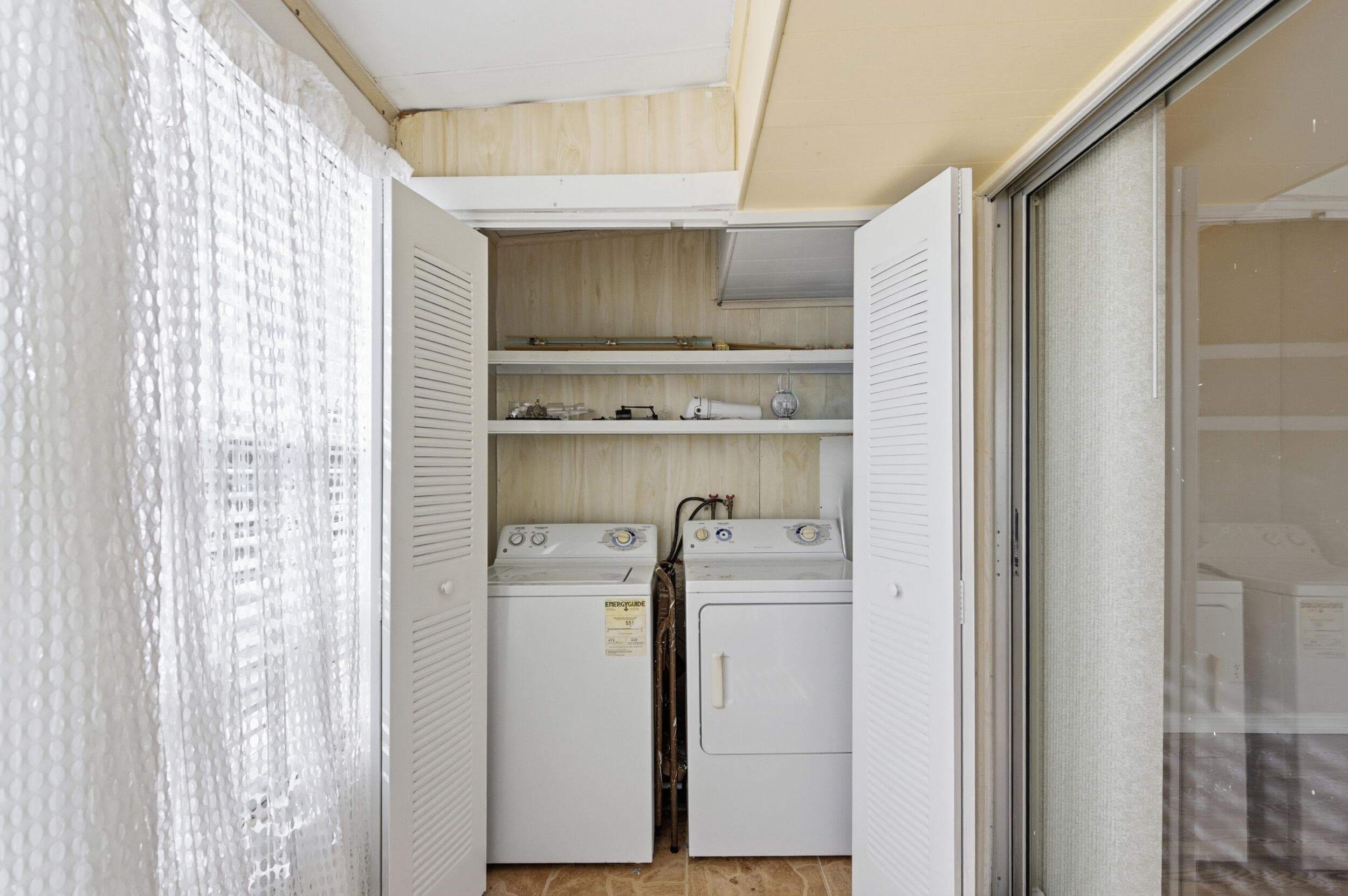 384 Saxony H, Delray Beach, FL 33446 — photo 24 of 42