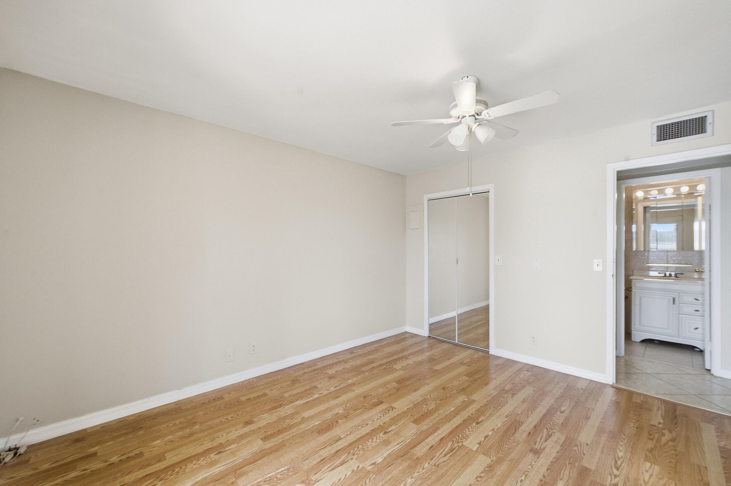 384 Saxony H, Delray Beach, FL 33446 — photo 29 of 42
