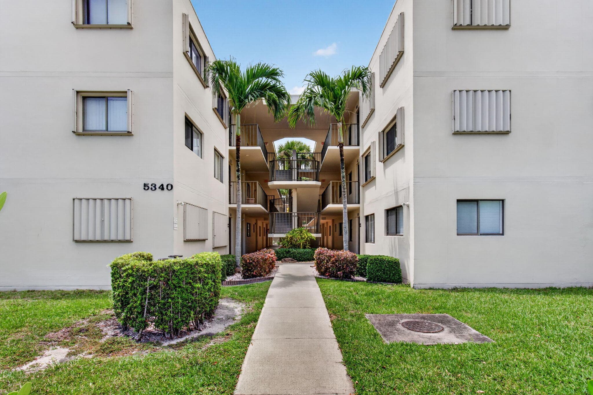 5340 Las Verdes Cr Las Verdes Circle 109, Delray Beach, FL 33484 — photo 7 of 58