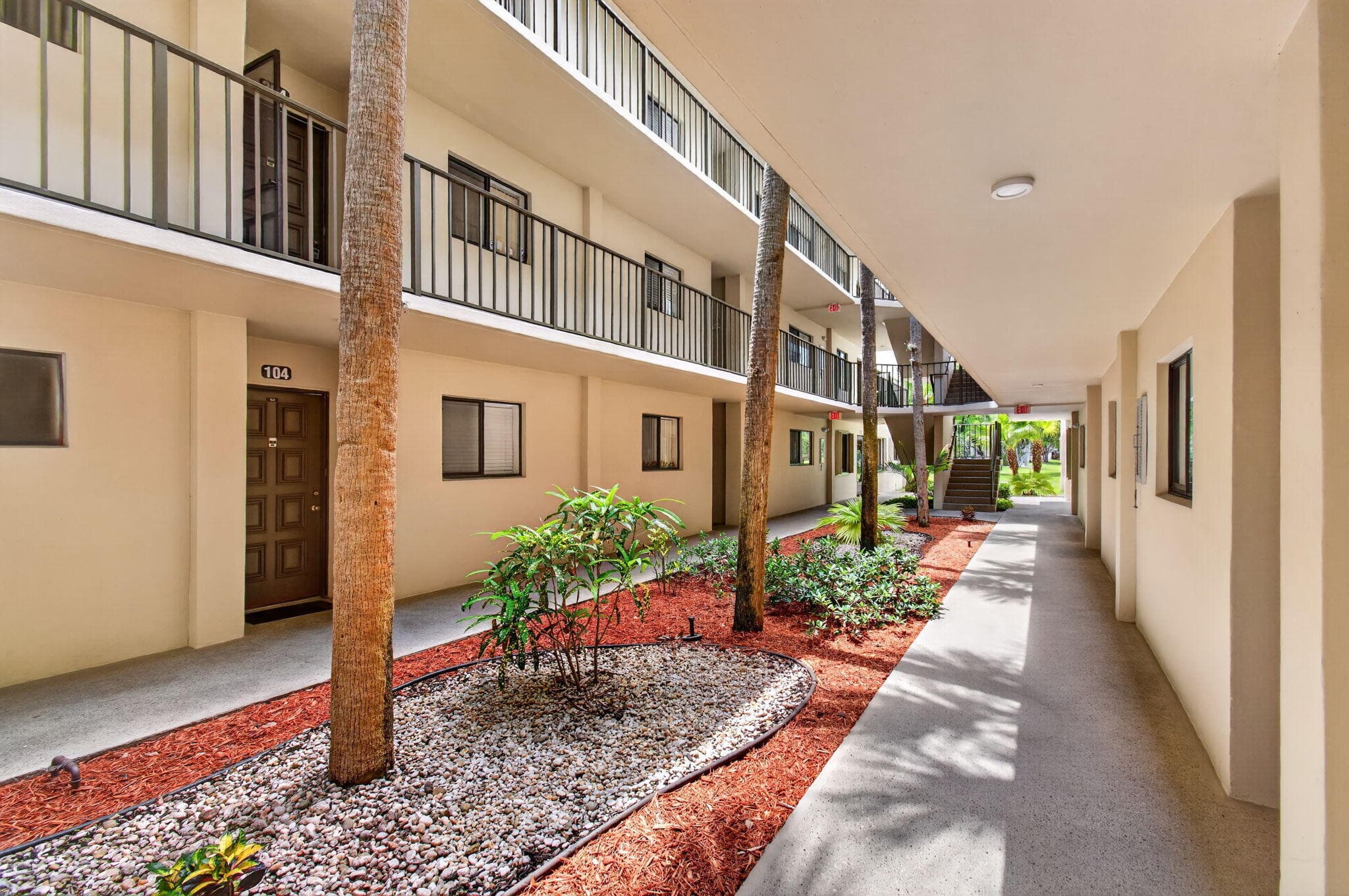 5340 Las Verdes Cr Las Verdes Circle 109, Delray Beach, FL 33484 — photo 13 of 58