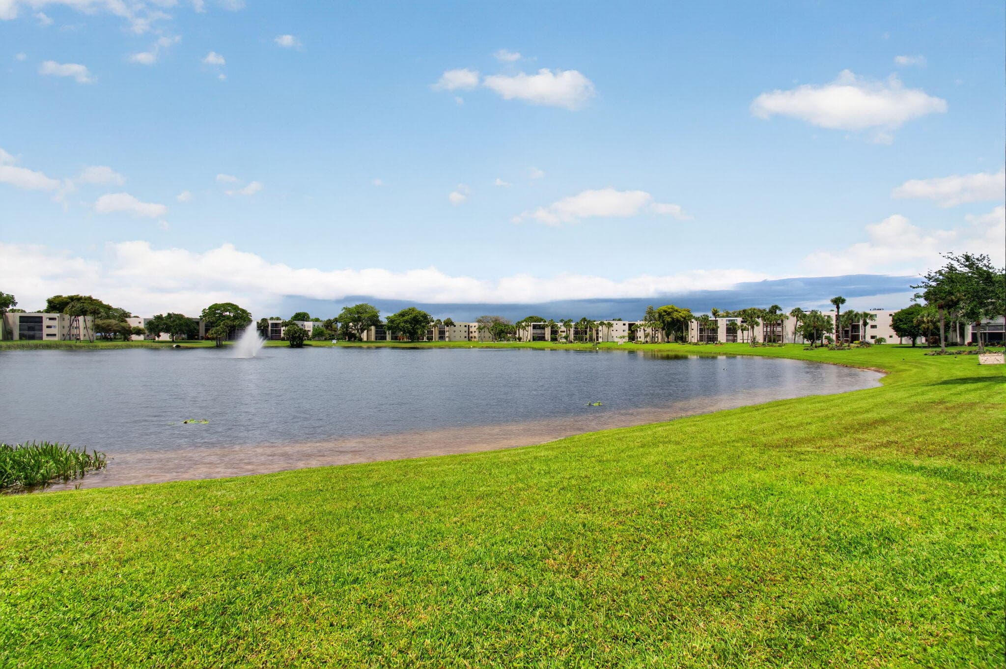 5340 Las Verdes Cr Las Verdes Circle 109, Delray Beach, FL 33484 — photo 54 of 58
