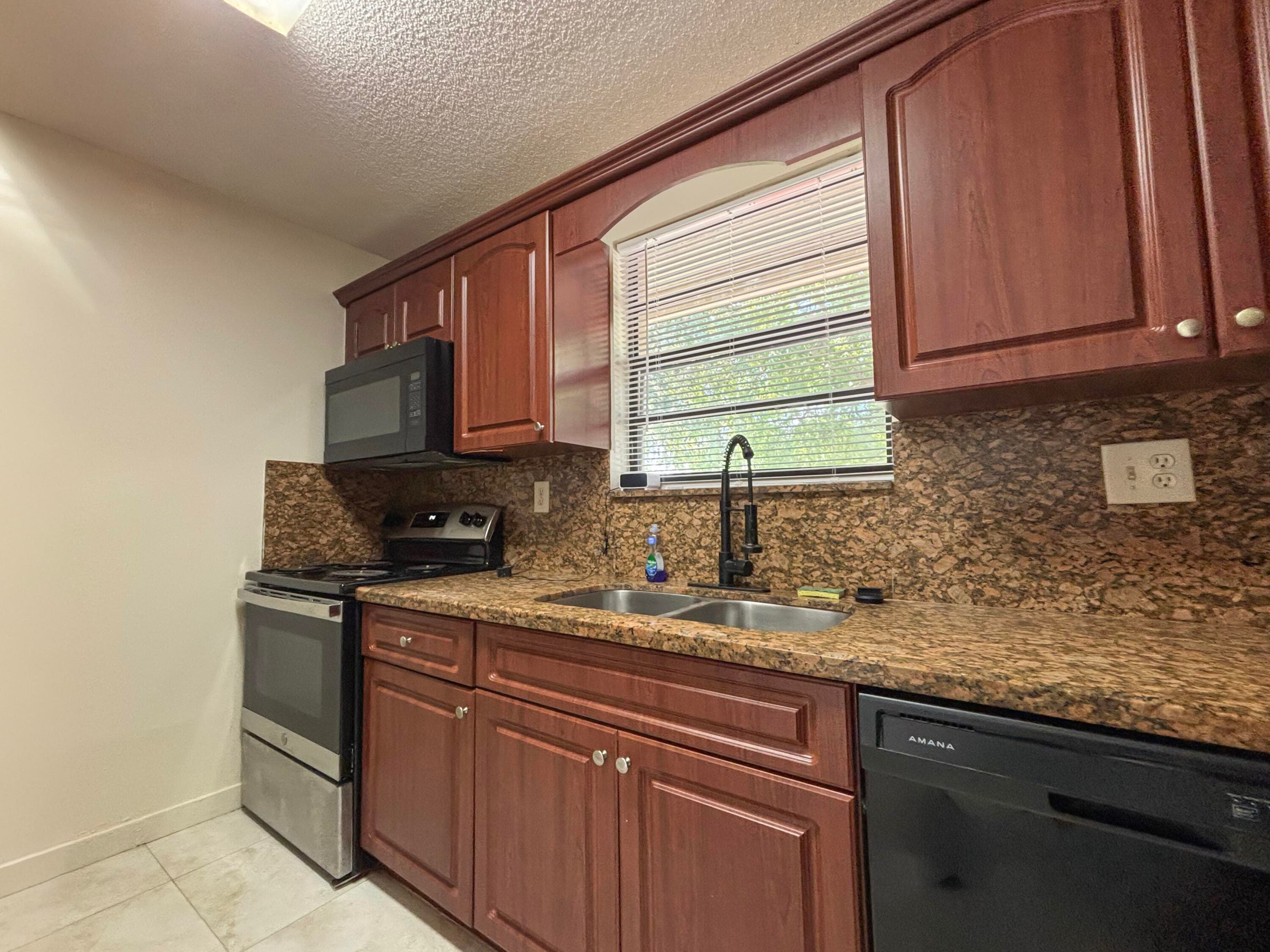 10901 NW 45th Street 10907, Coral Springs, FL 33065 — photo 5 of 15