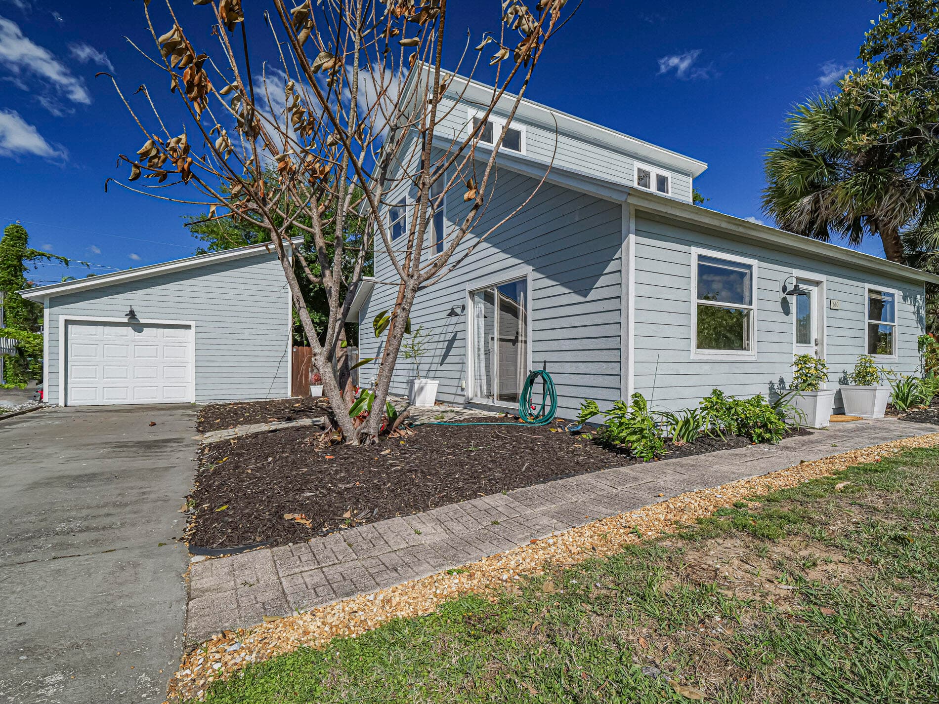 680 Mulberry Street, Sebastian, FL 32958 — photo 3 of 36