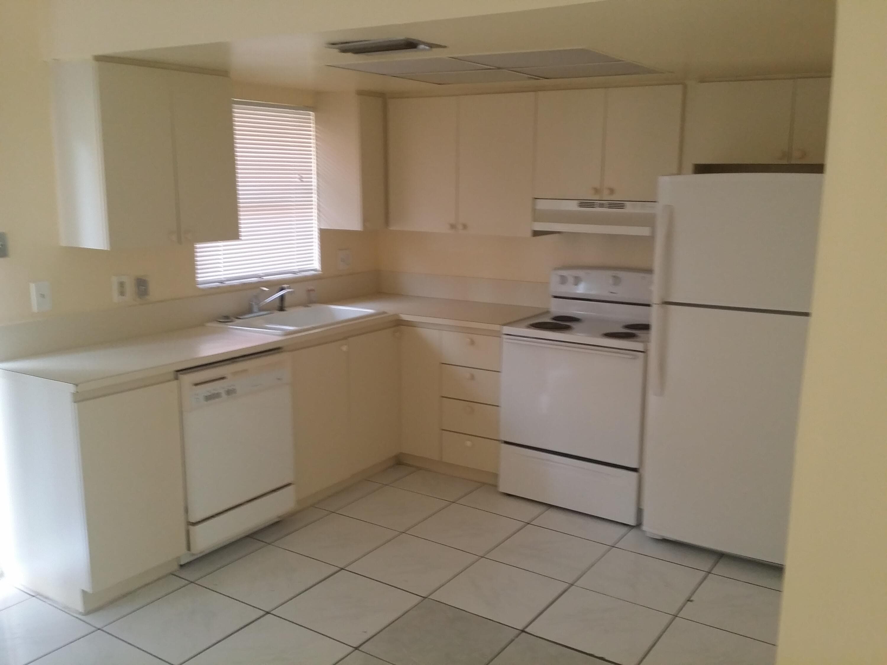 2580 NW 52nd Avenue C16, Lauderhill, FL 33313 — photo 4 of 15