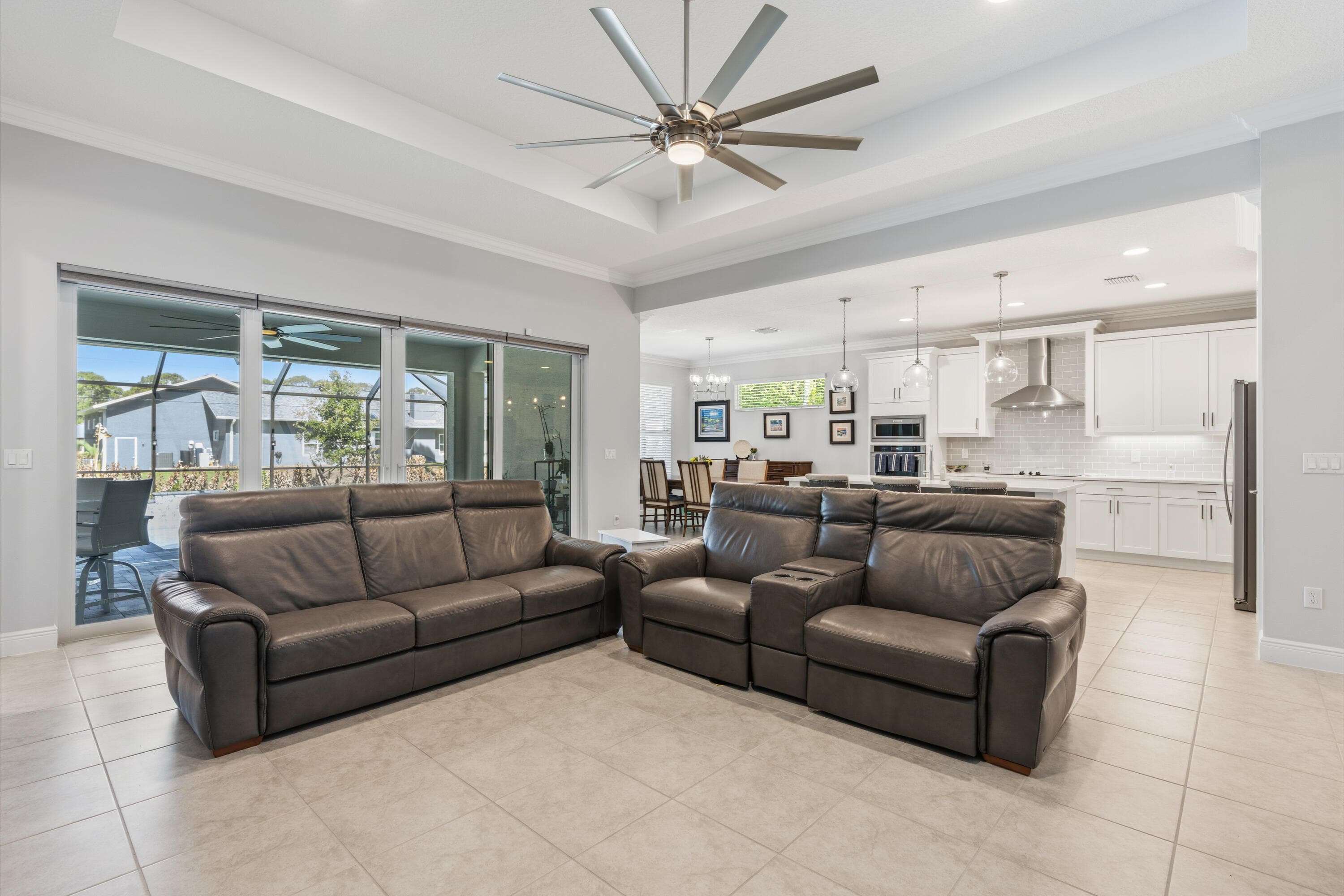 6805 49th Court, Vero Beach, FL 32967 — photo 8 of 52