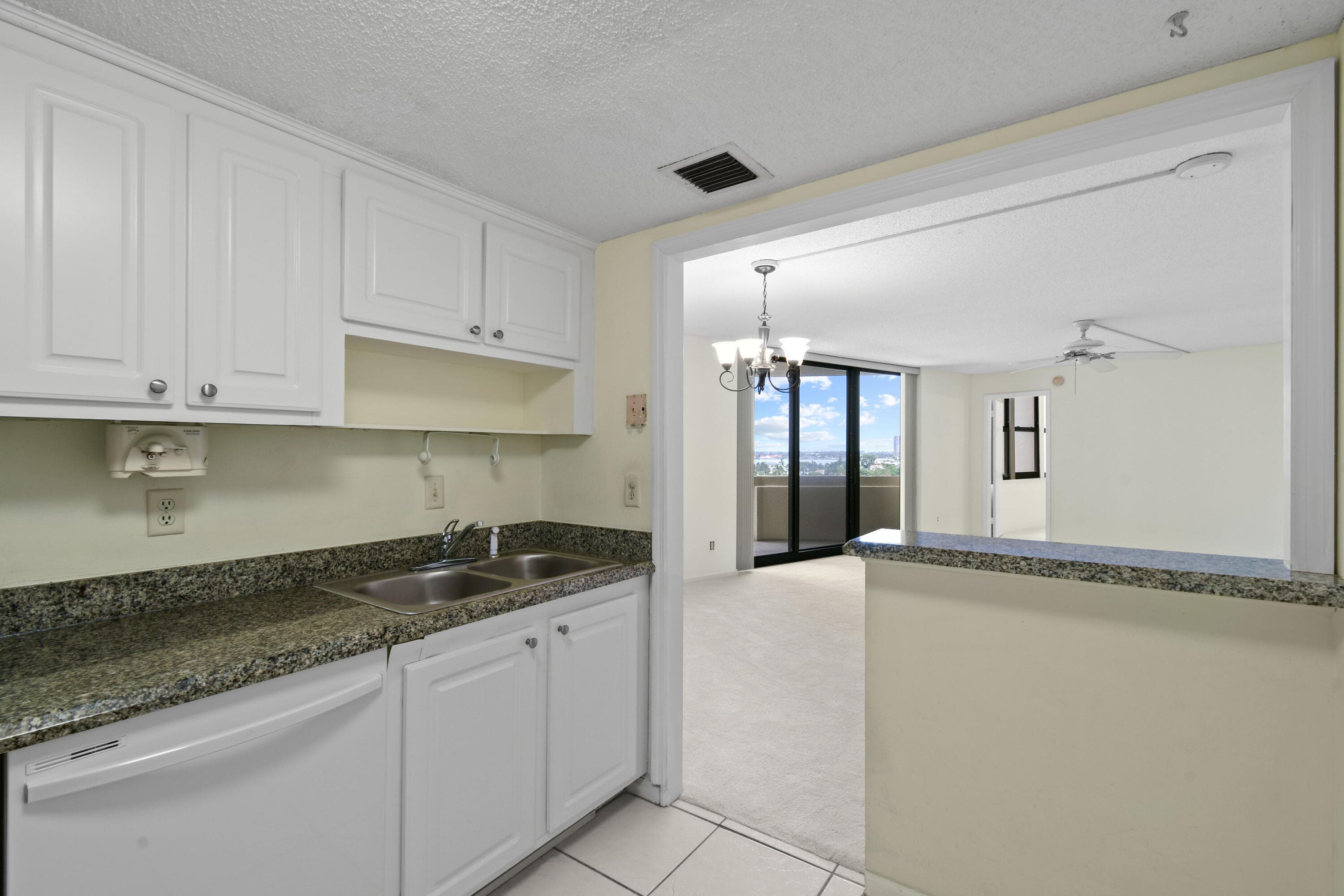 2800 N Ocean Drive A-8b, Singer Island, FL 33404 — photo 9 of 18