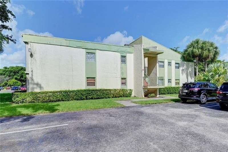 4150 NW 90th Avenue 202, Coral Springs, FL 33065 — photo