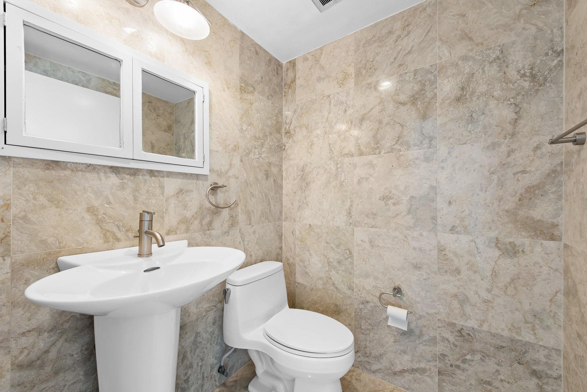 3003 Terramar Street 205, Fort Lauderdale, FL 33304 — photo 11 of 31