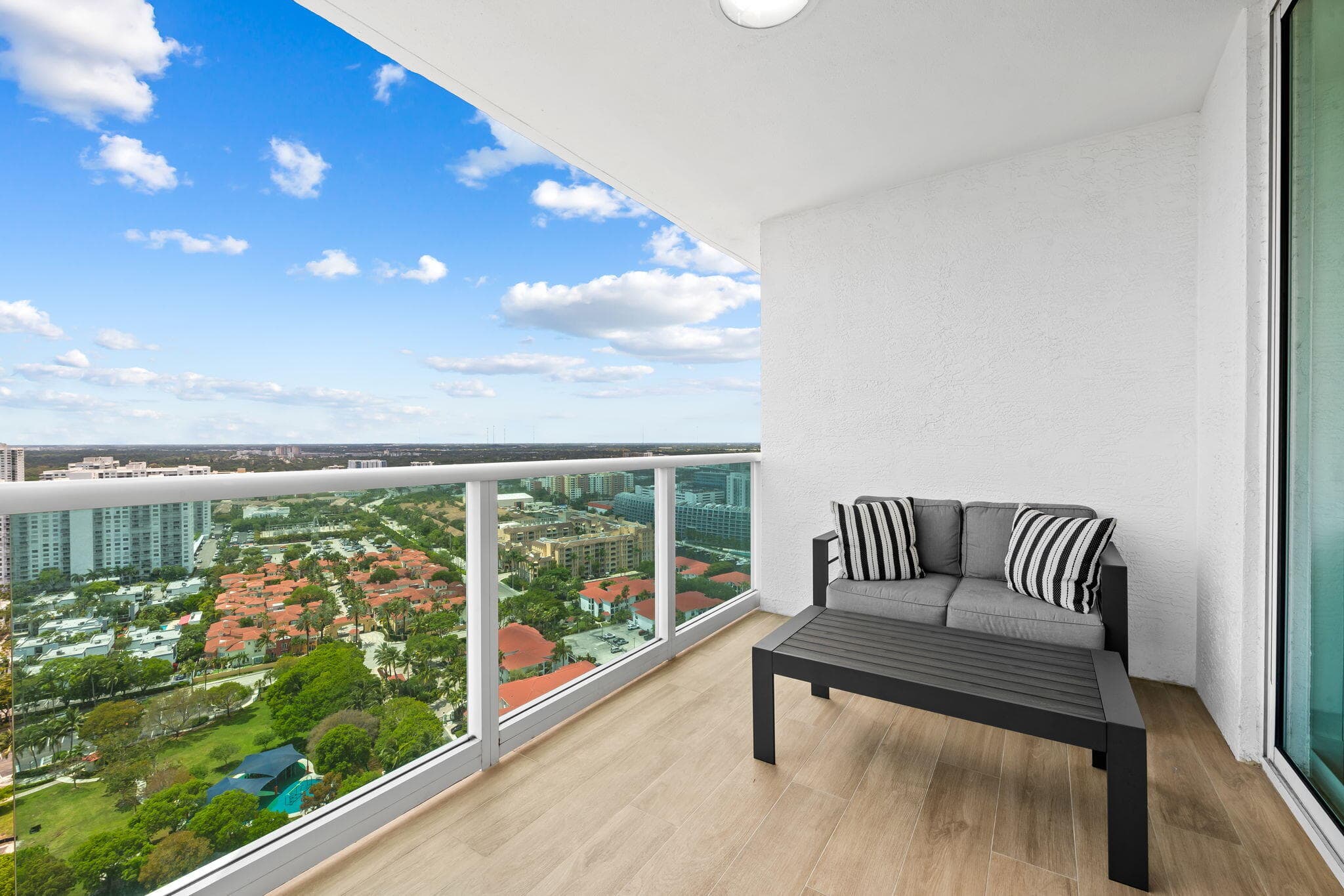 3301 NE 183rd Street 2906, Aventura, FL 33160 — photo 17 of 34