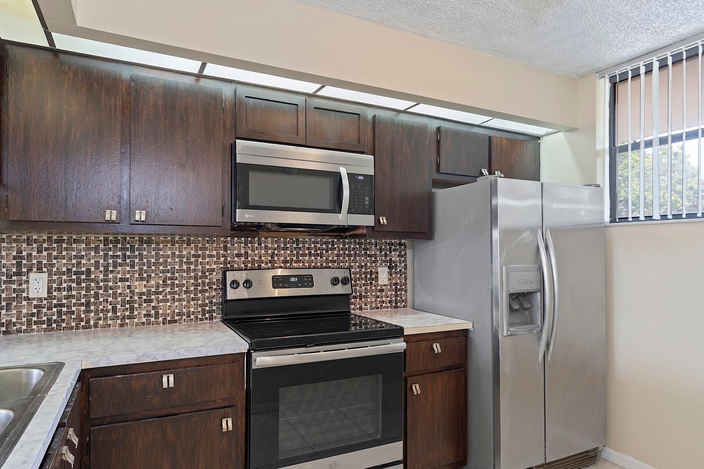 112 Lake Emerald Drive 209, Oakland Park, FL 33309 — photo 5 of 33