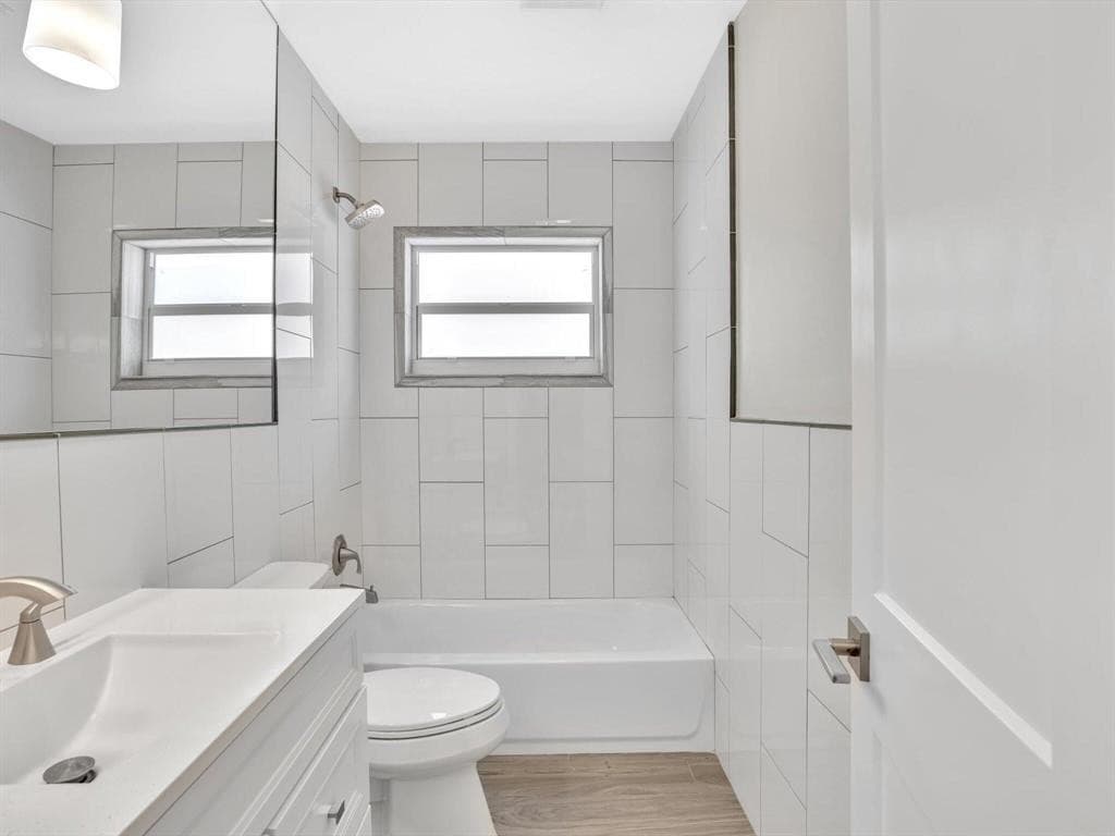541 NE 18th Street, Boca Raton, FL 33432 — photo 12 of 21