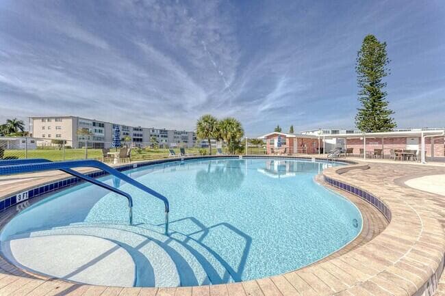 62 Easthampton C, West Palm Beach, FL 33417 — photo 17 of 21