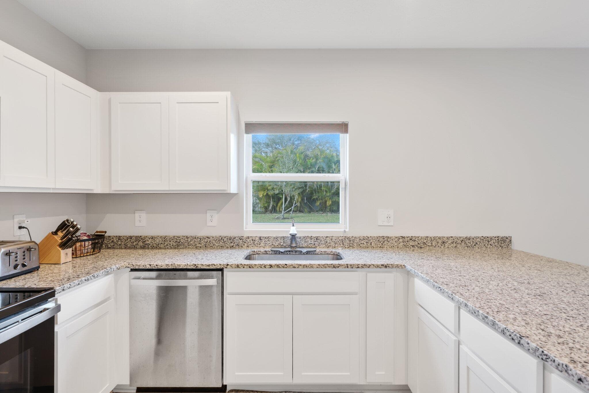 514 Raspberry Road, Fort Pierce, FL 34981 — photo 12 of 46