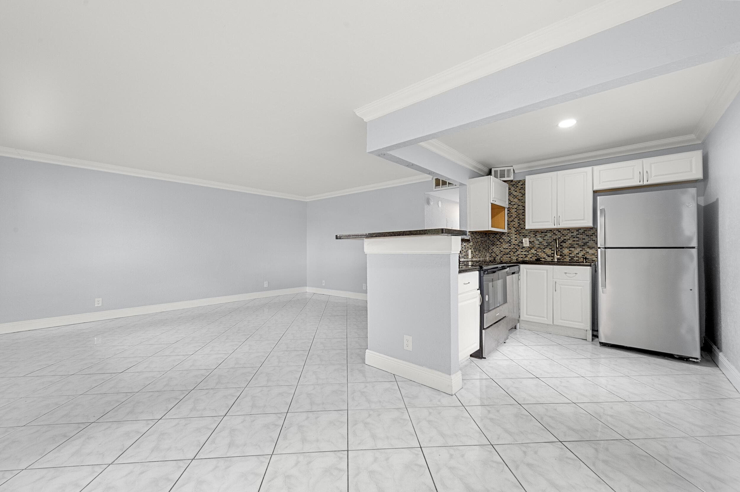 339 Normandy, Delray Beach, FL 33484 — photo 10 of 36