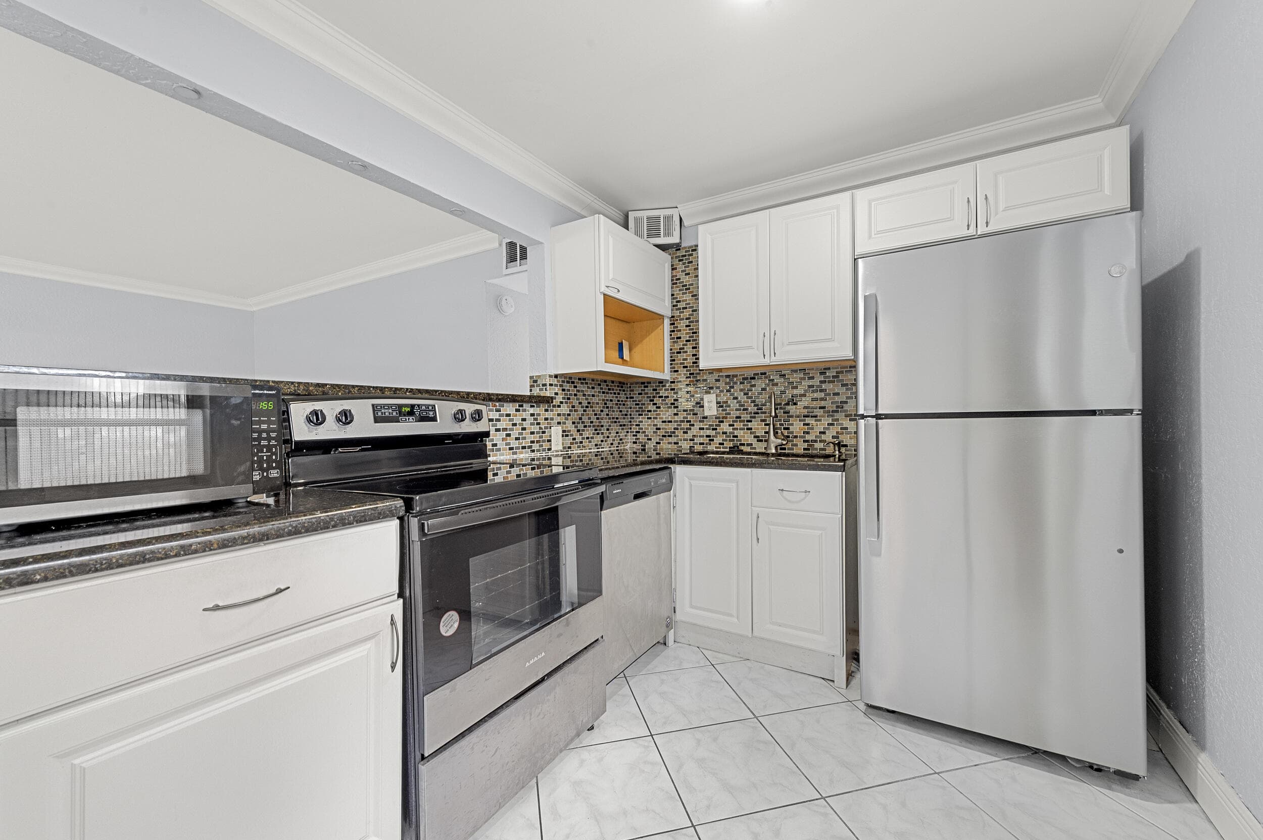 339 Normandy, Delray Beach, FL 33484 — photo 12 of 36