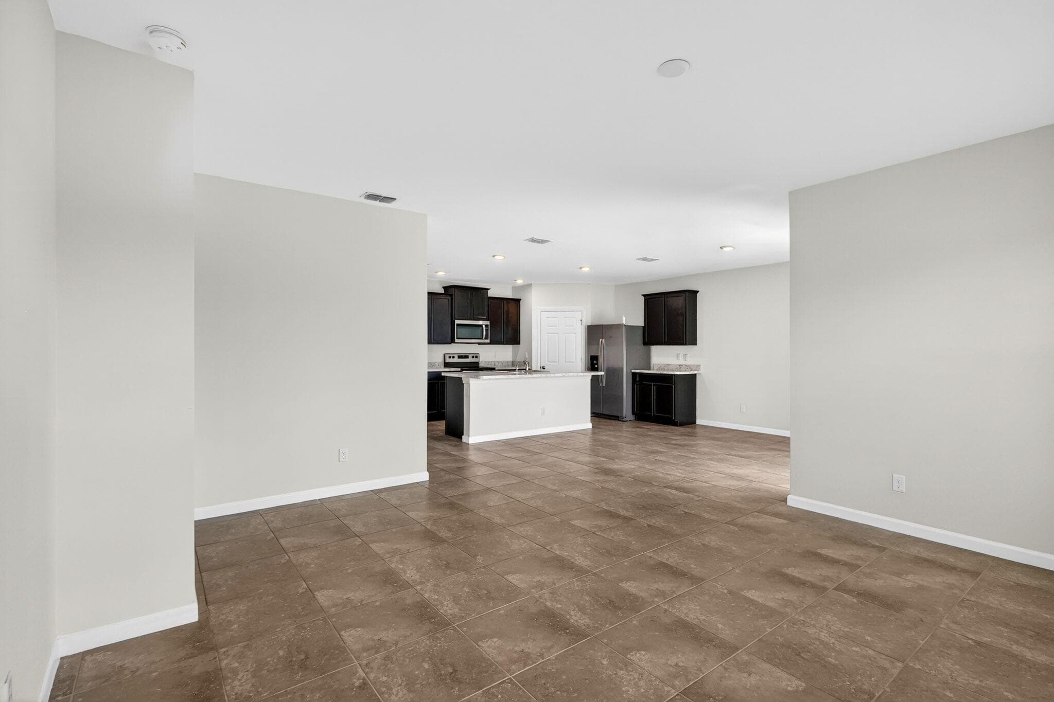 393 SW Tarra Avenue, Port St. Lucie, FL 34953 — photo 10 of 47