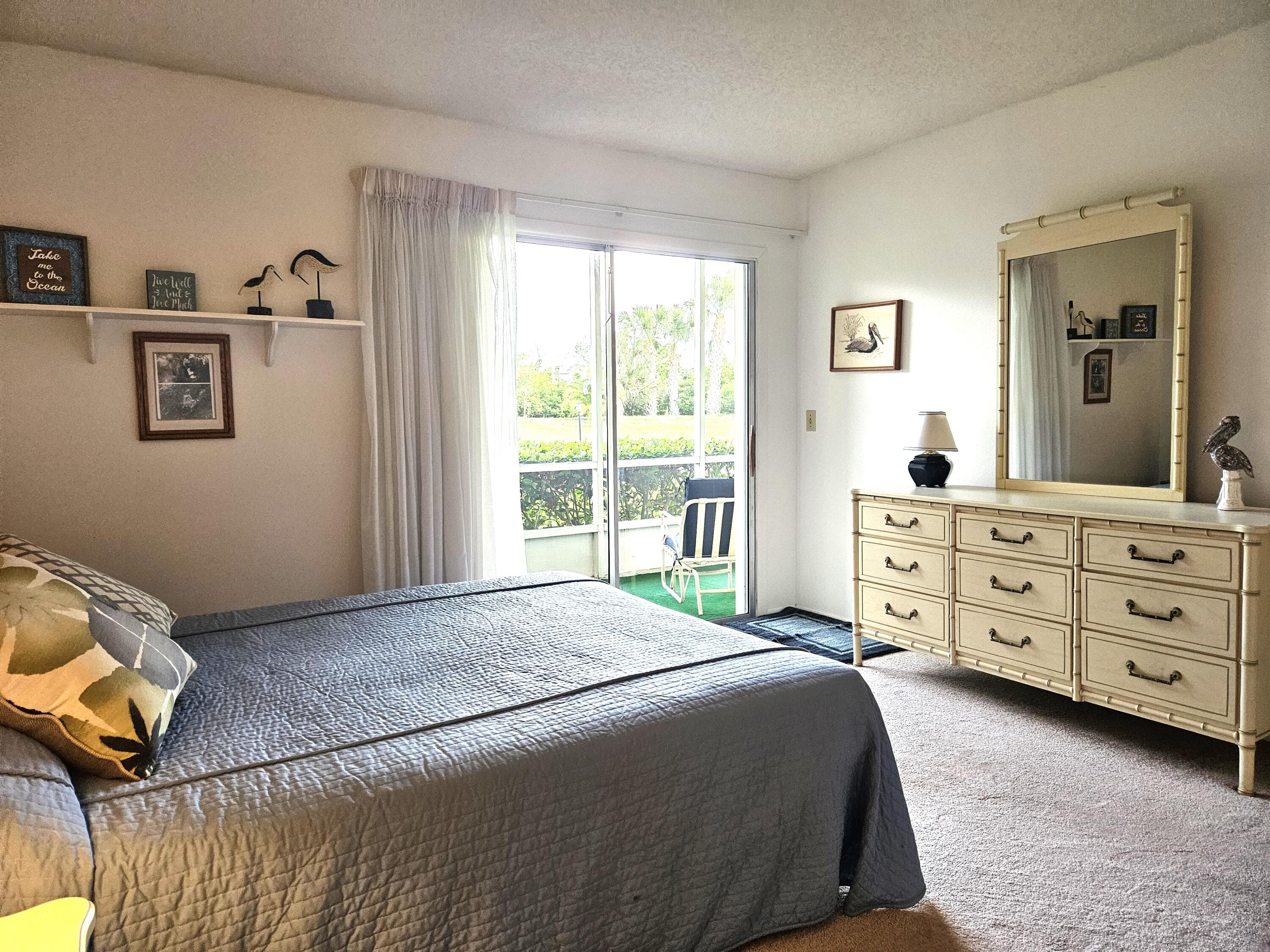 35 Vis Gdns Trail, Vero Beach, FL 32962 — photo 13 of 36