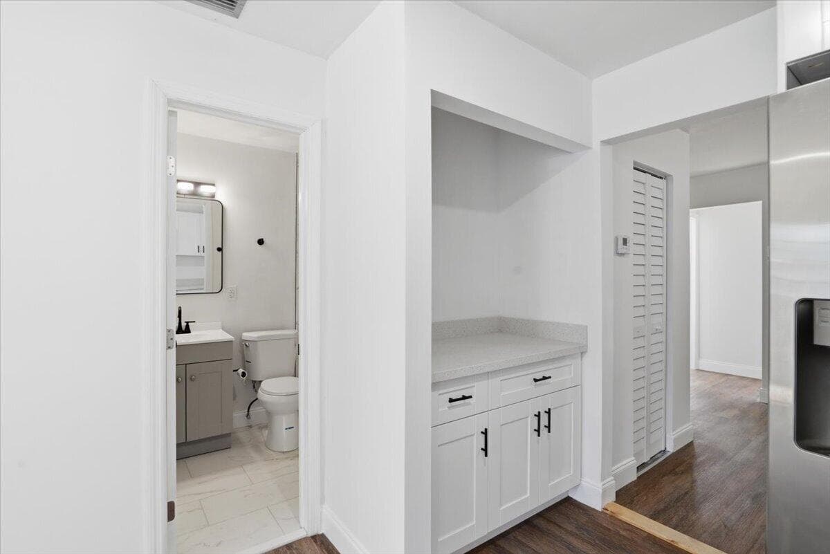 270 SW 10th Avenue, South Bay, FL 33493 — photo 14 of 32