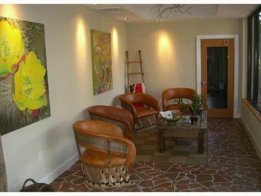 306 NE 2nd Street 1, Delray Beach, FL 33483 — photo 7 of 10
